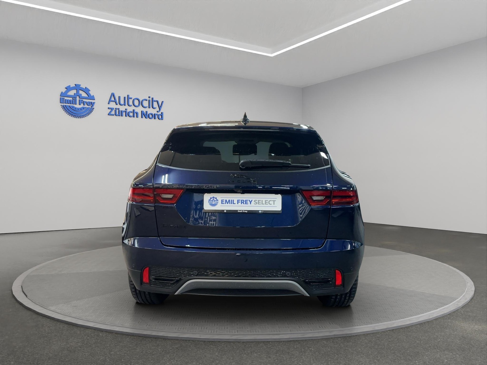 JAGUAR E-Pace 2.0 D I4 165 SE AWD-image-3