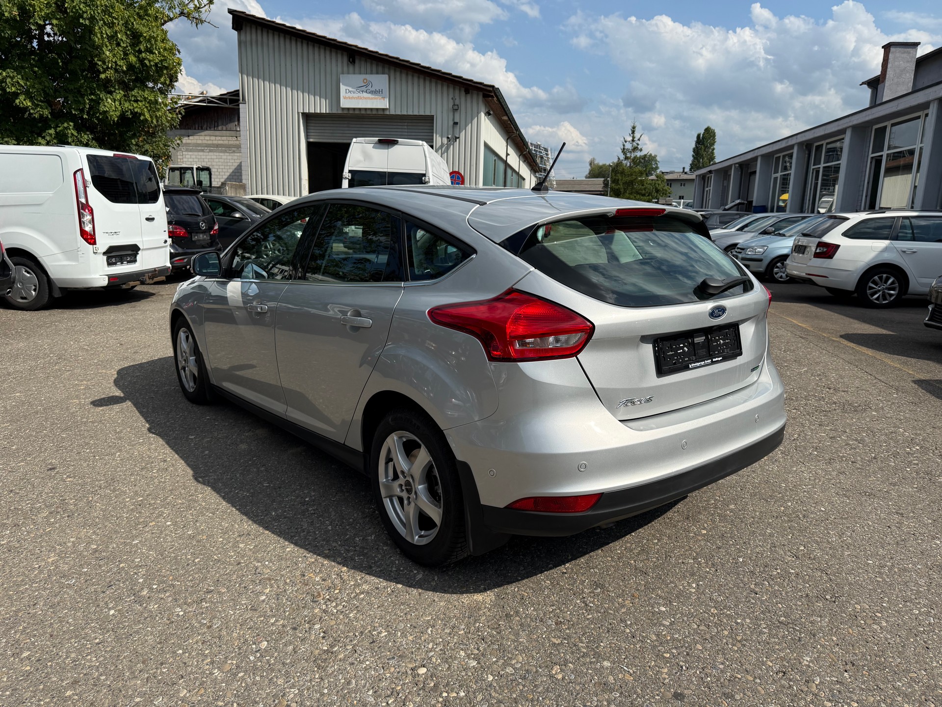 FORD Focus 1.0 SCTi Titanium Automatic-image-3