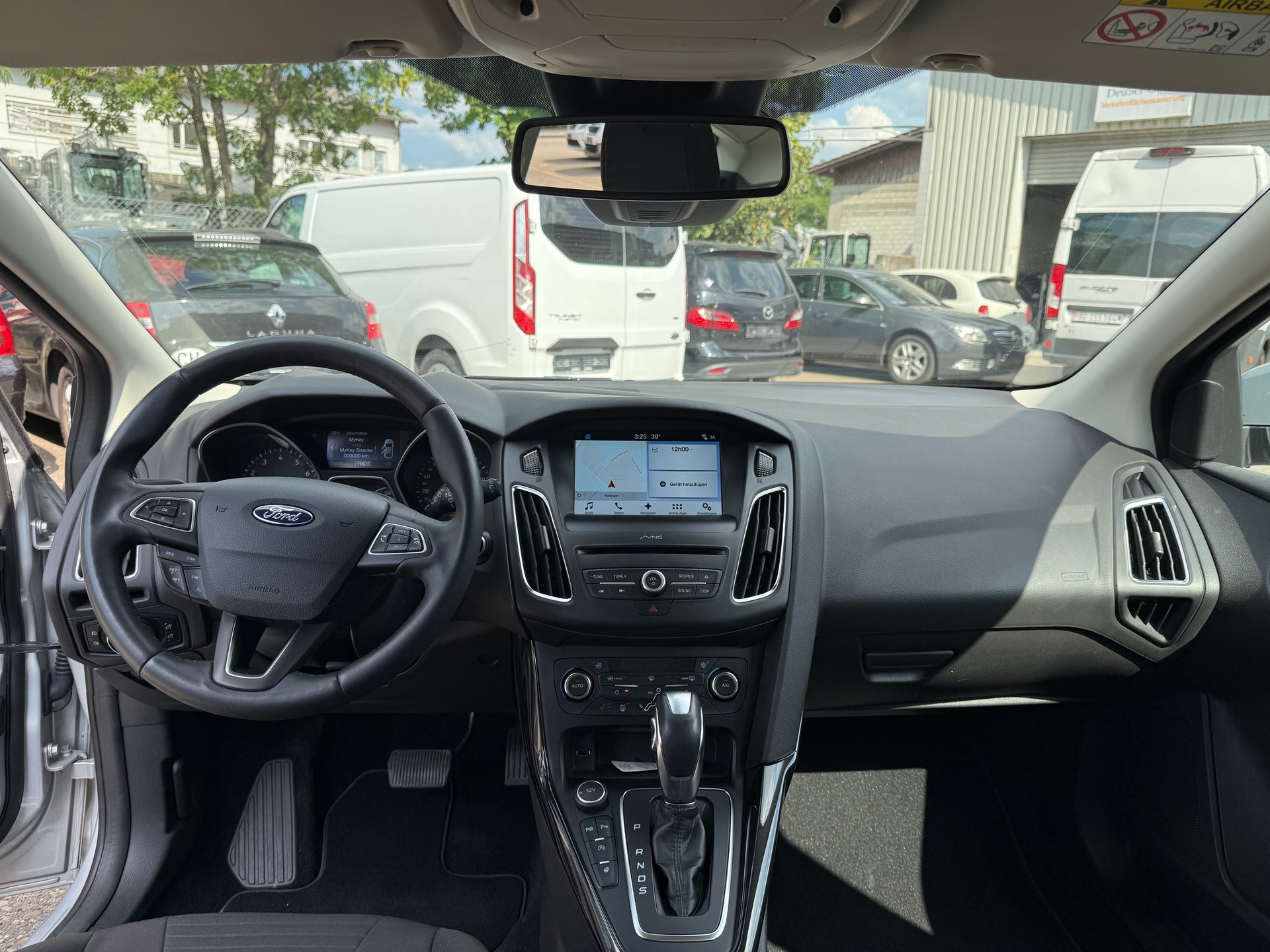 FORD Focus 1.0 SCTi Titanium Automatic-image-5