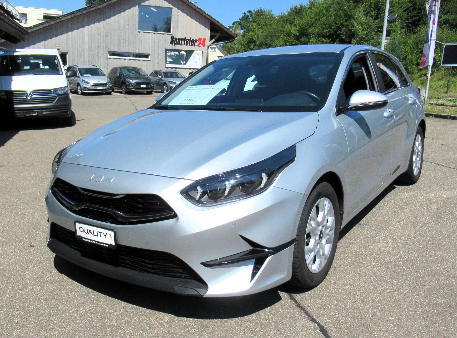 KIA Ceed 1.5 T-GDi MHEV Power DCT-image-3