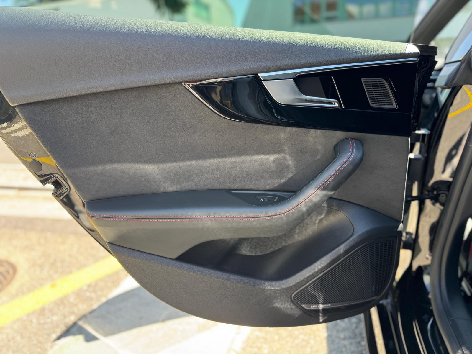 AUDI RS5 Sportback 2.9 TFSI quattro tiptronic-image-17