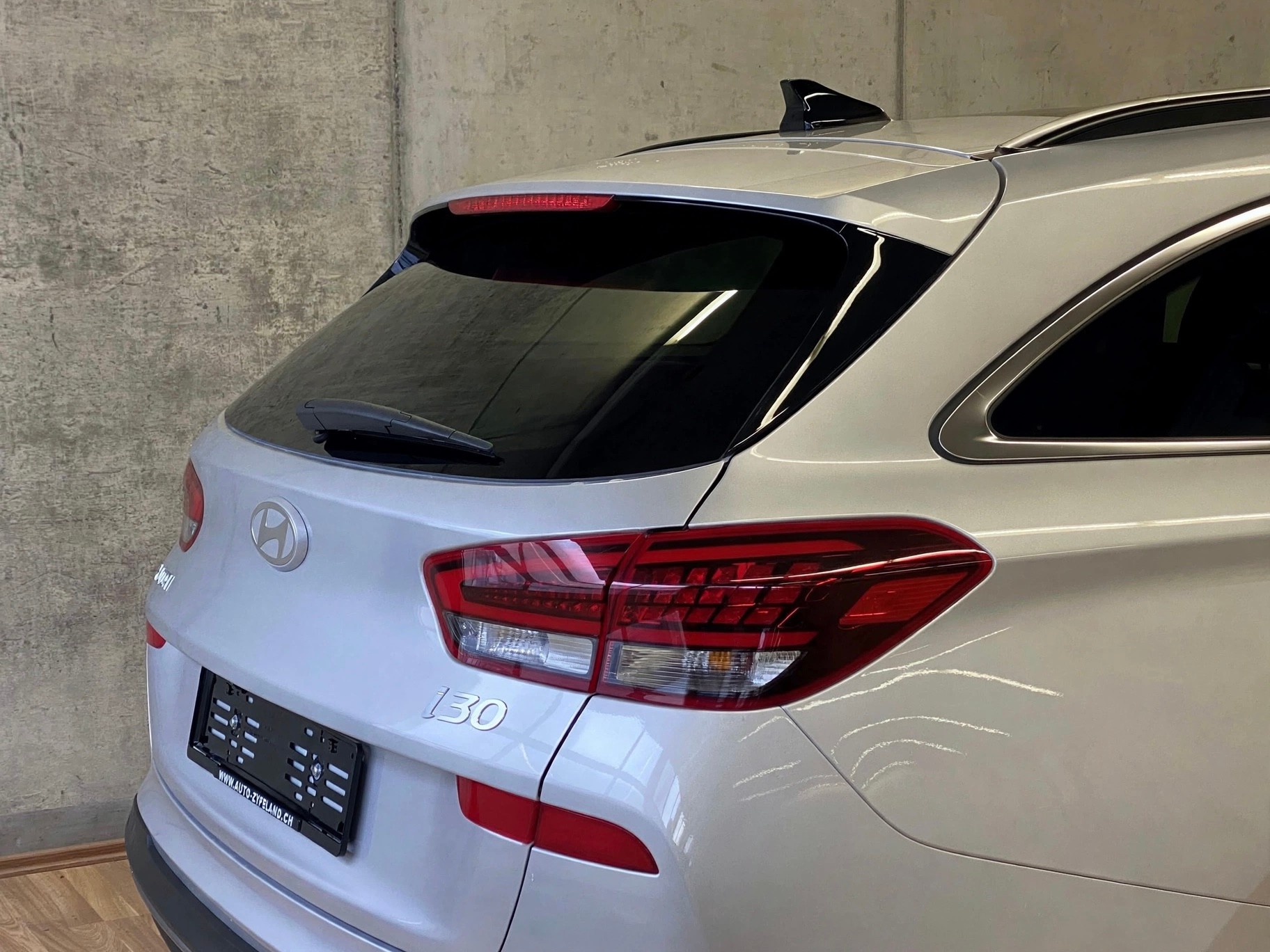 HYUNDAI i30 Wagon 1.5 *T-GDi*Swiss*Vertex*MildHybrid*DCT*-image-27