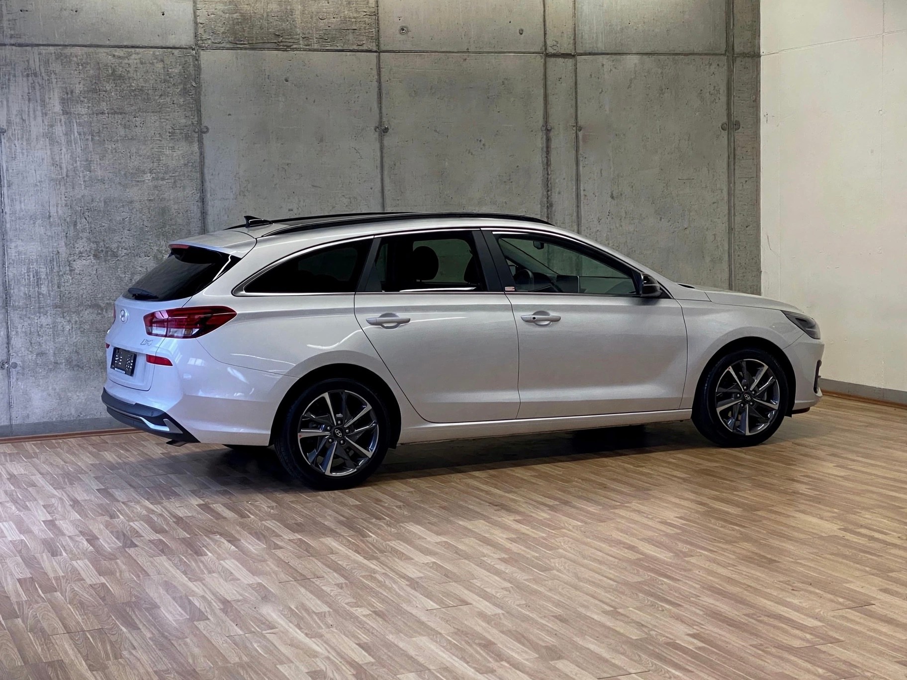 HYUNDAI i30 Wagon 1.5 *T-GDi*Swiss*Vertex*MildHybrid*DCT*-image-2