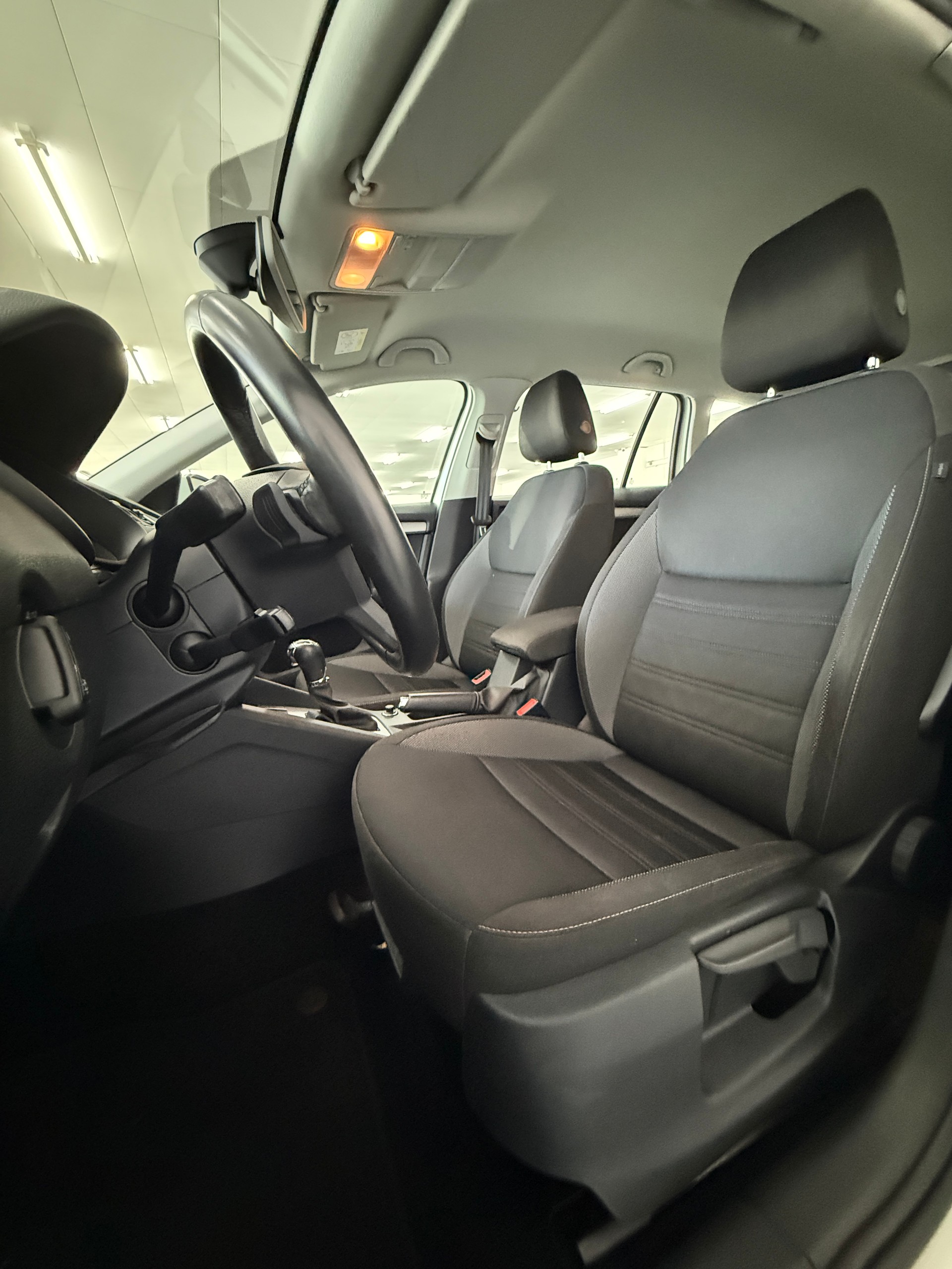 SKODA Octavia Combi 2.0 TDI Ambition DSG-image-7