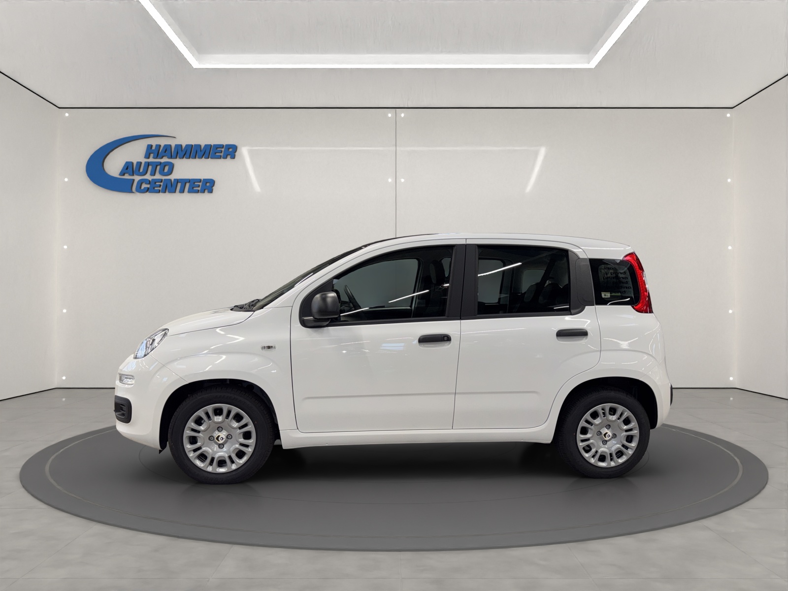 FIAT Pandina 1.0 Hybrid Icon-image-1