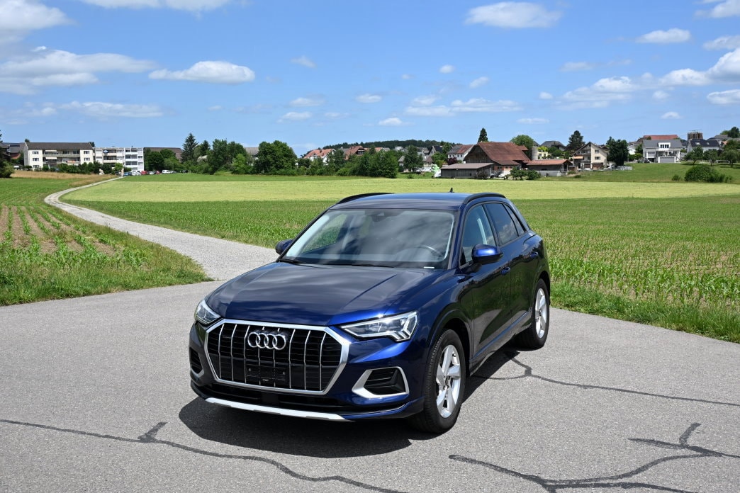 AUDI Q3 2.0 TDI 40 advanced quattro S-tronic-image-0