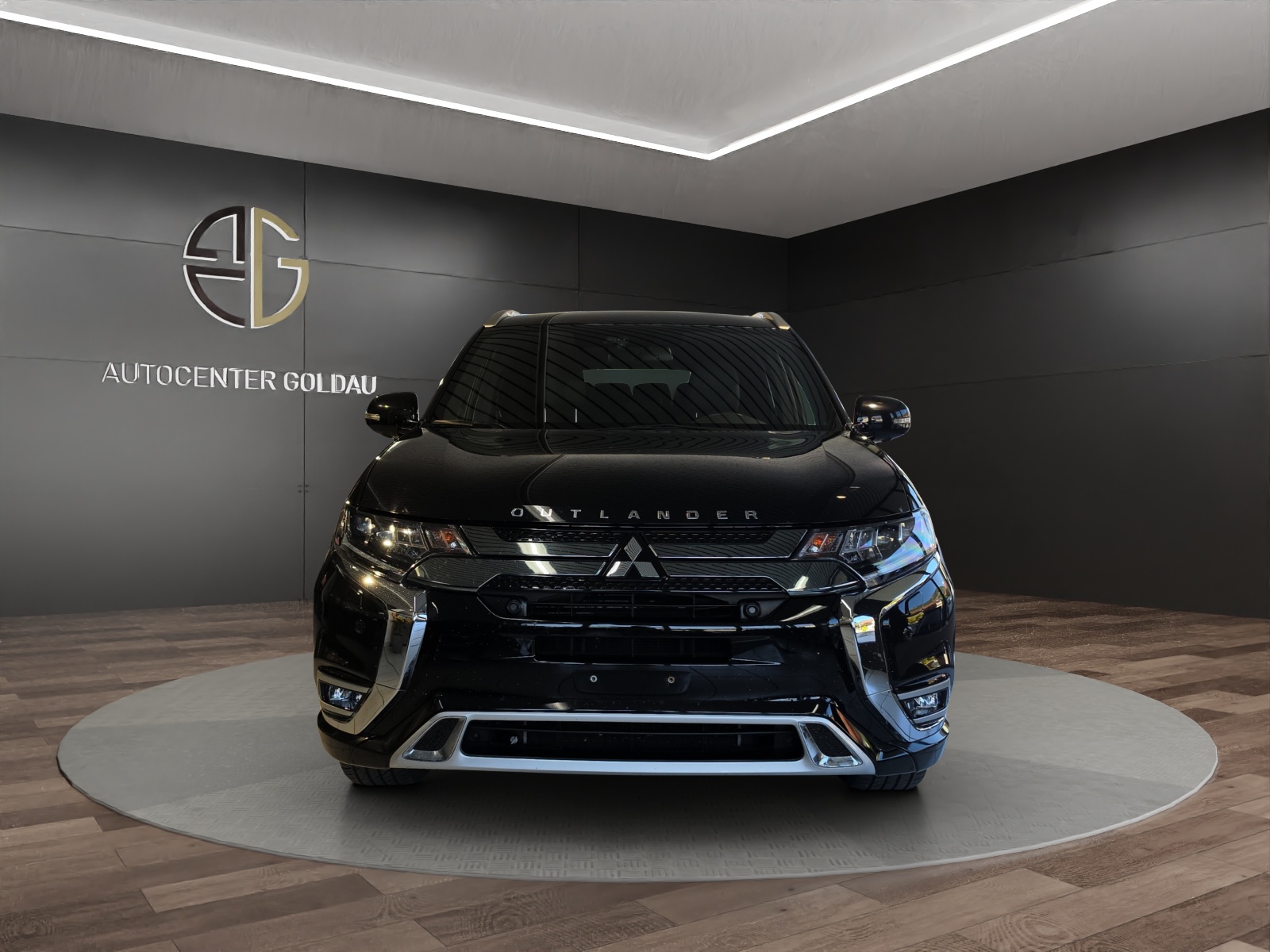 MITSUBISHI Outlander 2.4 PHEV Diamond 4WD Automatic-image-6