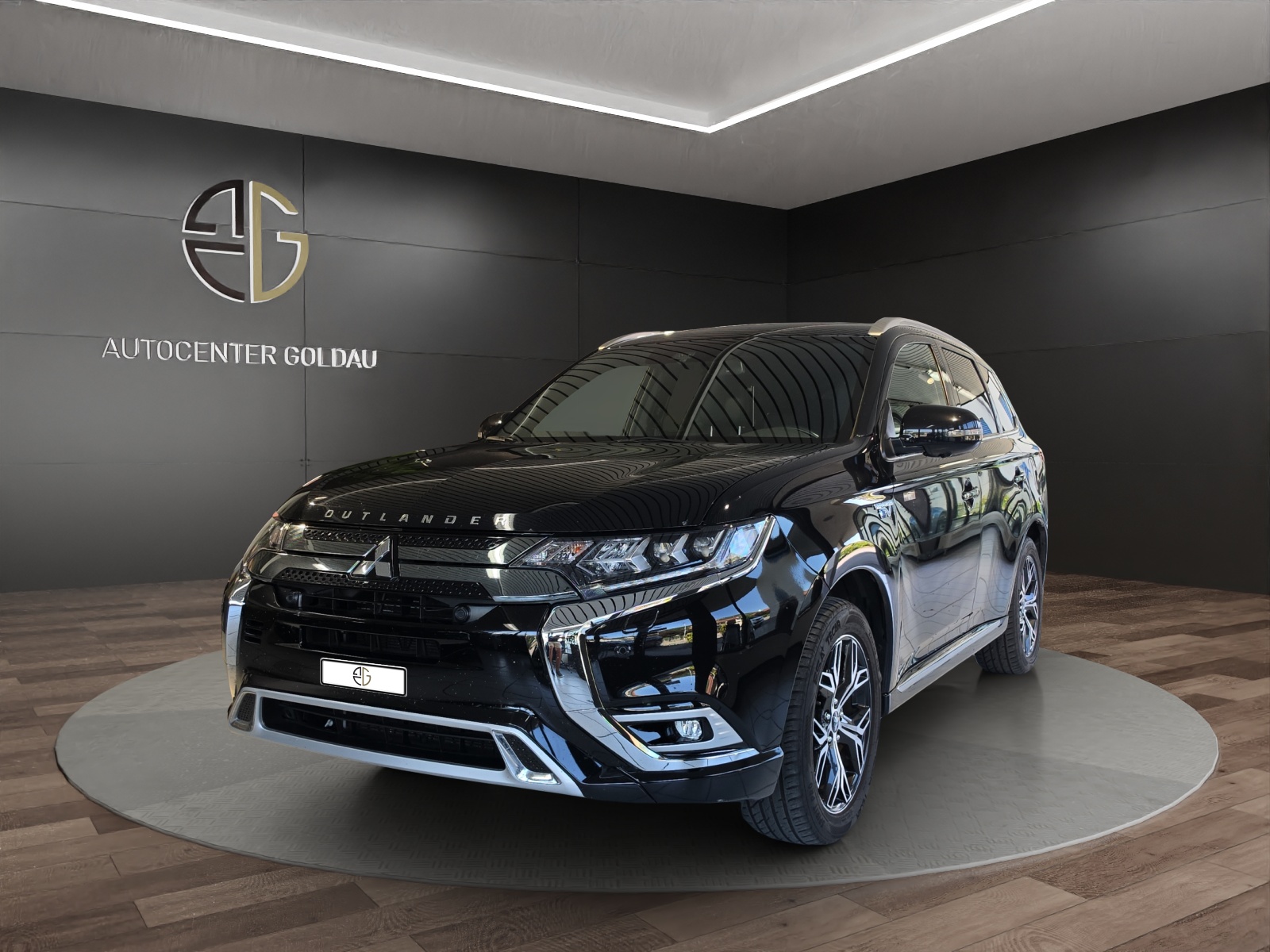 MITSUBISHI Outlander 2.4 PHEV Diamond 4WD Automatic-image-0