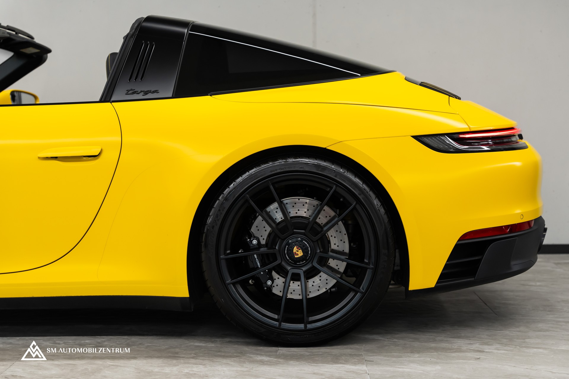 PORSCHE 911 Targa 4 GTS PDK / Werksgarantie / Liftsystem / 360° / PPF-image-9