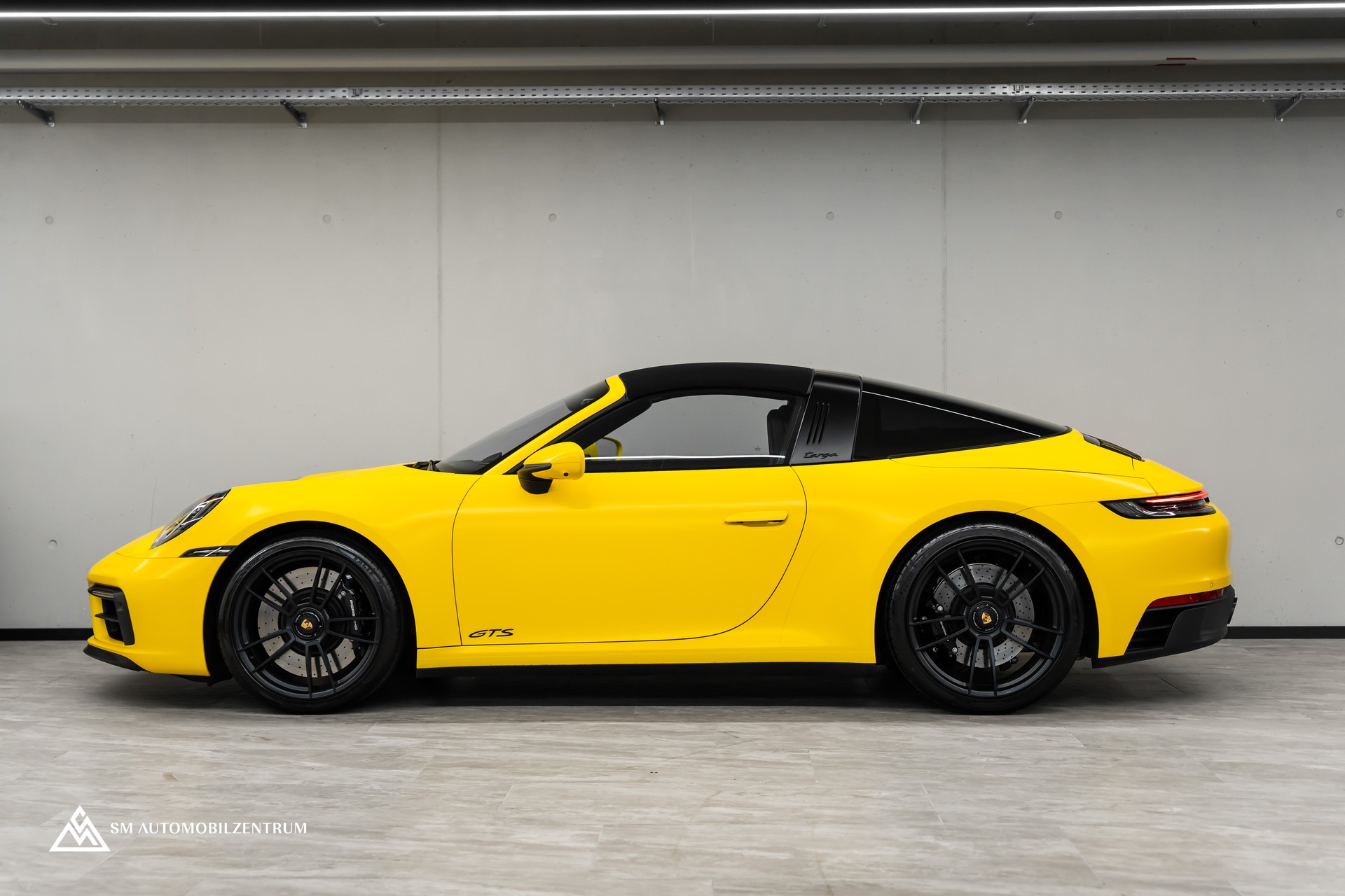 PORSCHE 911 Targa 4 GTS PDK / Werksgarantie / Liftsystem / 360° / PPF-showroom-element-1