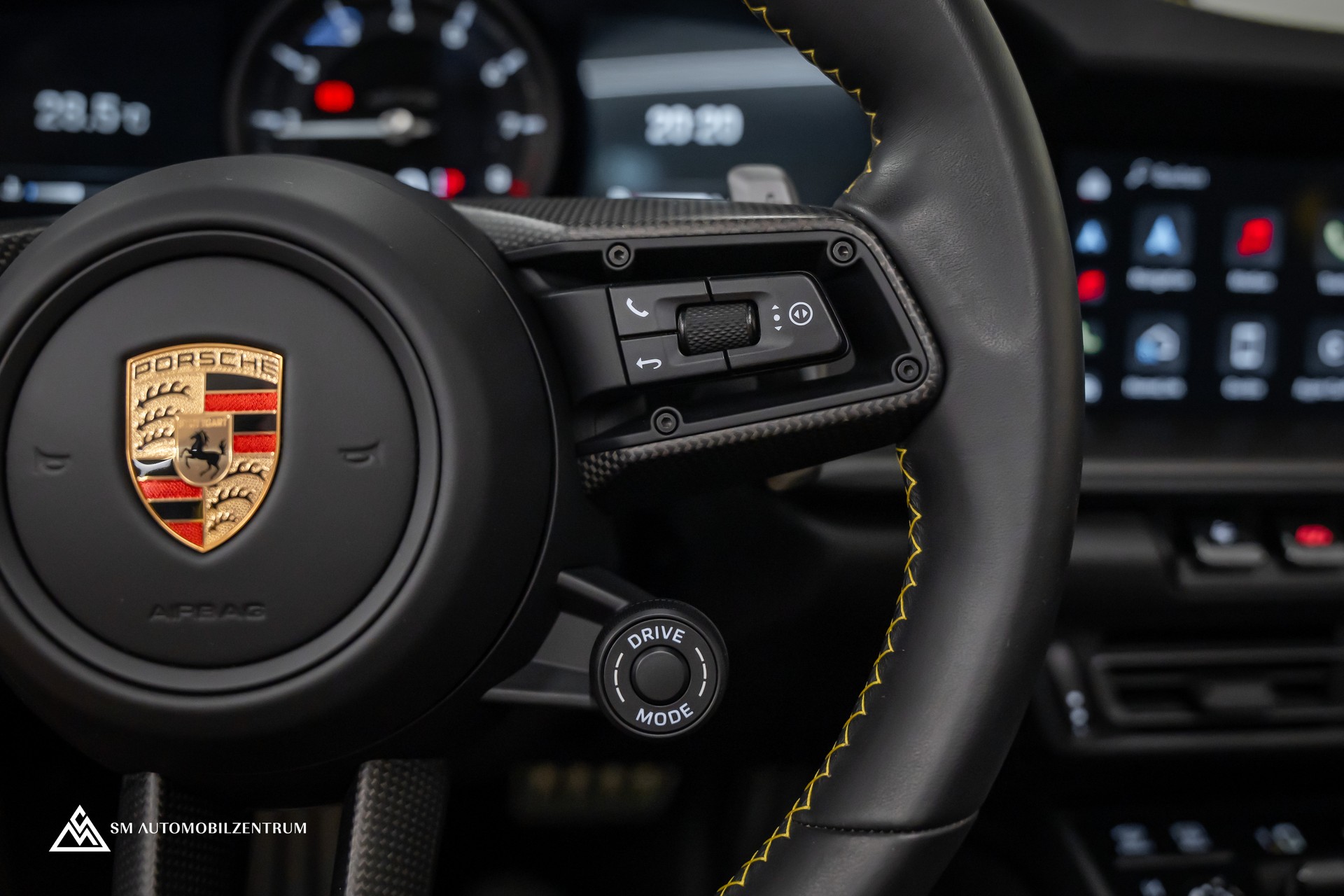PORSCHE 911 Targa 4 GTS PDK / Werksgarantie / Liftsystem / 360° / PPF-image-30
