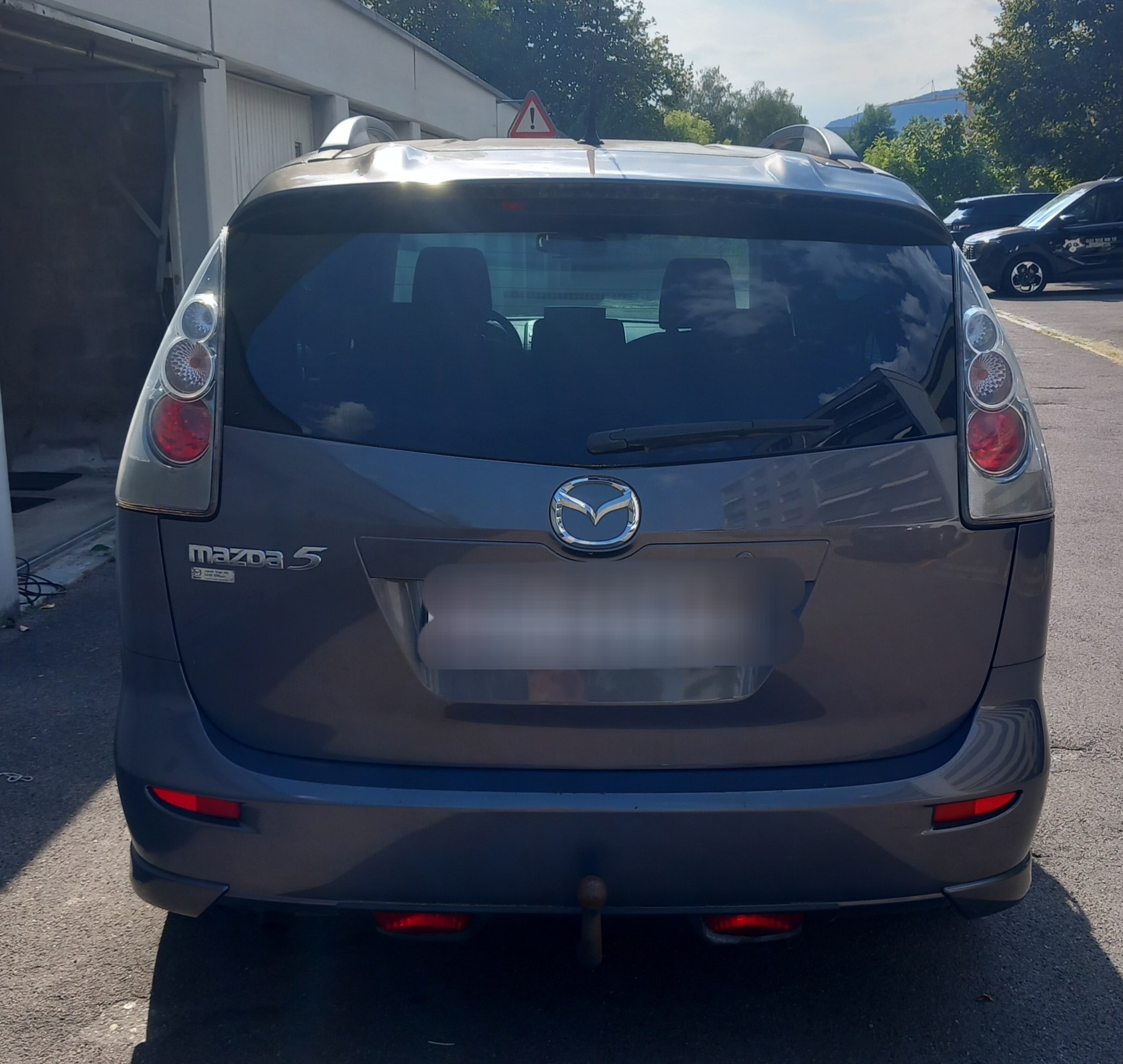 MAZDA 5 2.0d 16V Confort-showroom-element-3
