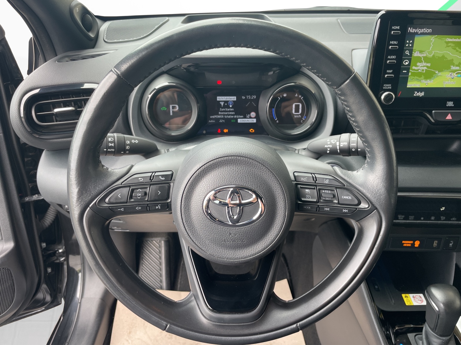 TOYOTA Yaris 1.5 Pop e-CVT-image-7