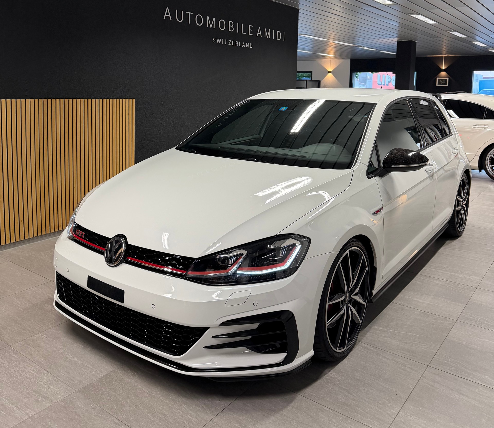 VW Golf 2.0 TSI GTI Performance DSG-image-0