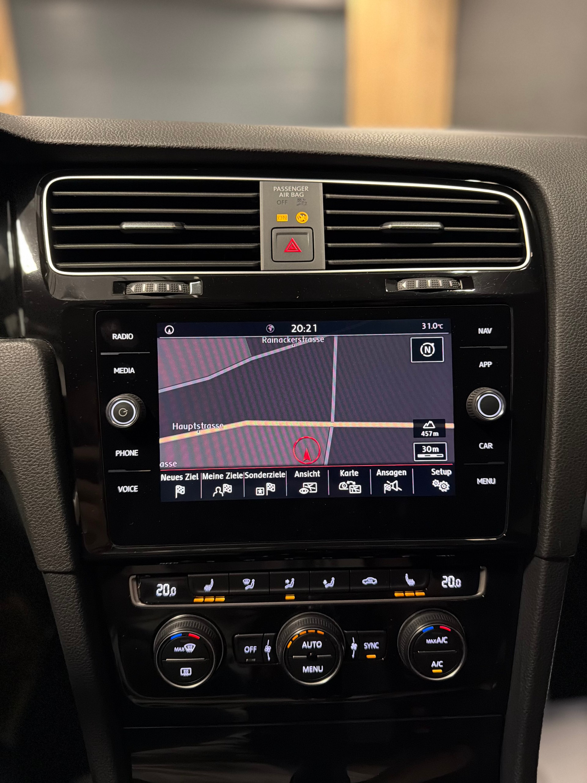VW Golf 2.0 TSI GTI Performance DSG-image-19