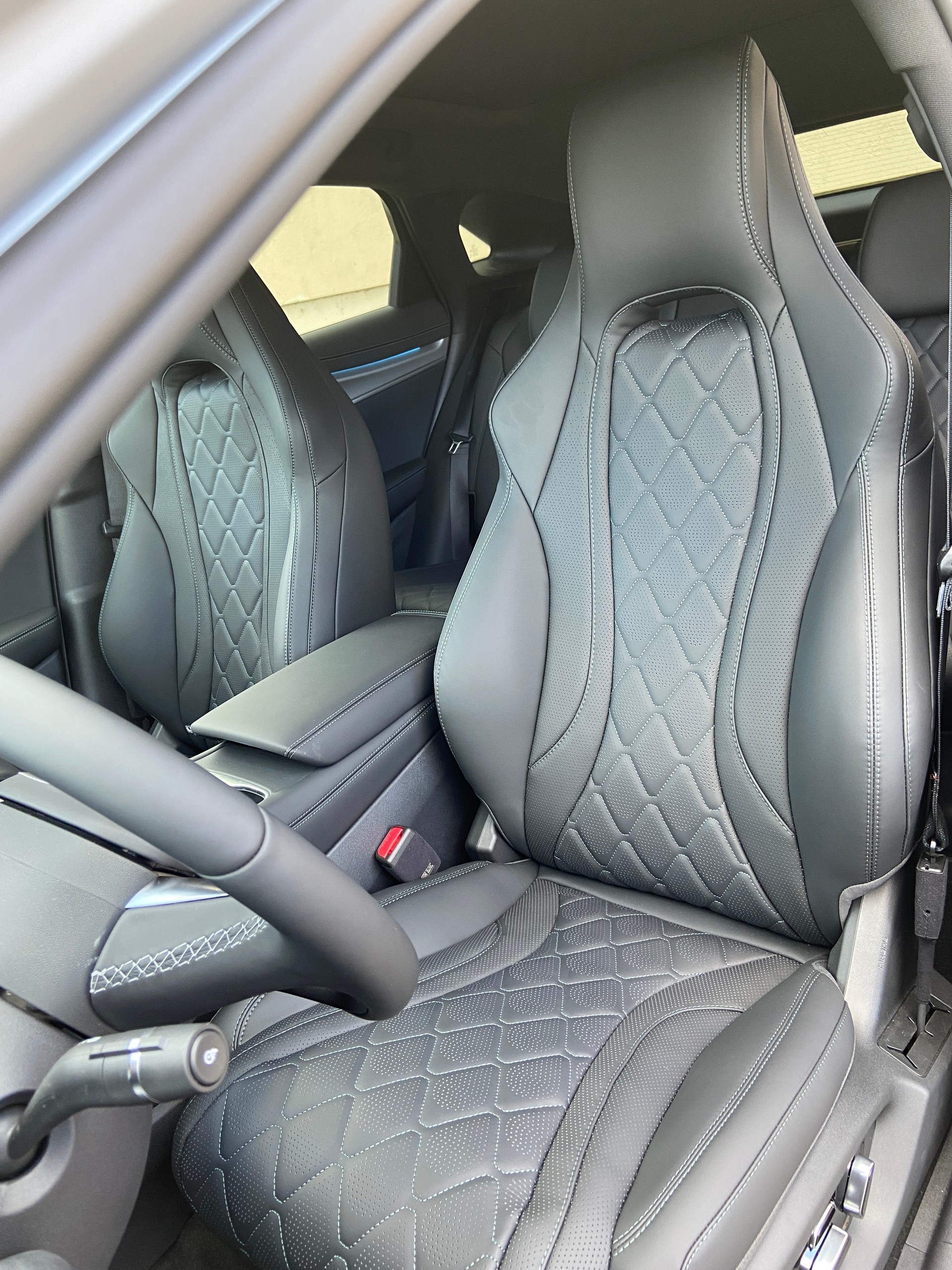 BYD Sealion 7 91,3 kWh Excellence AWD-image-5