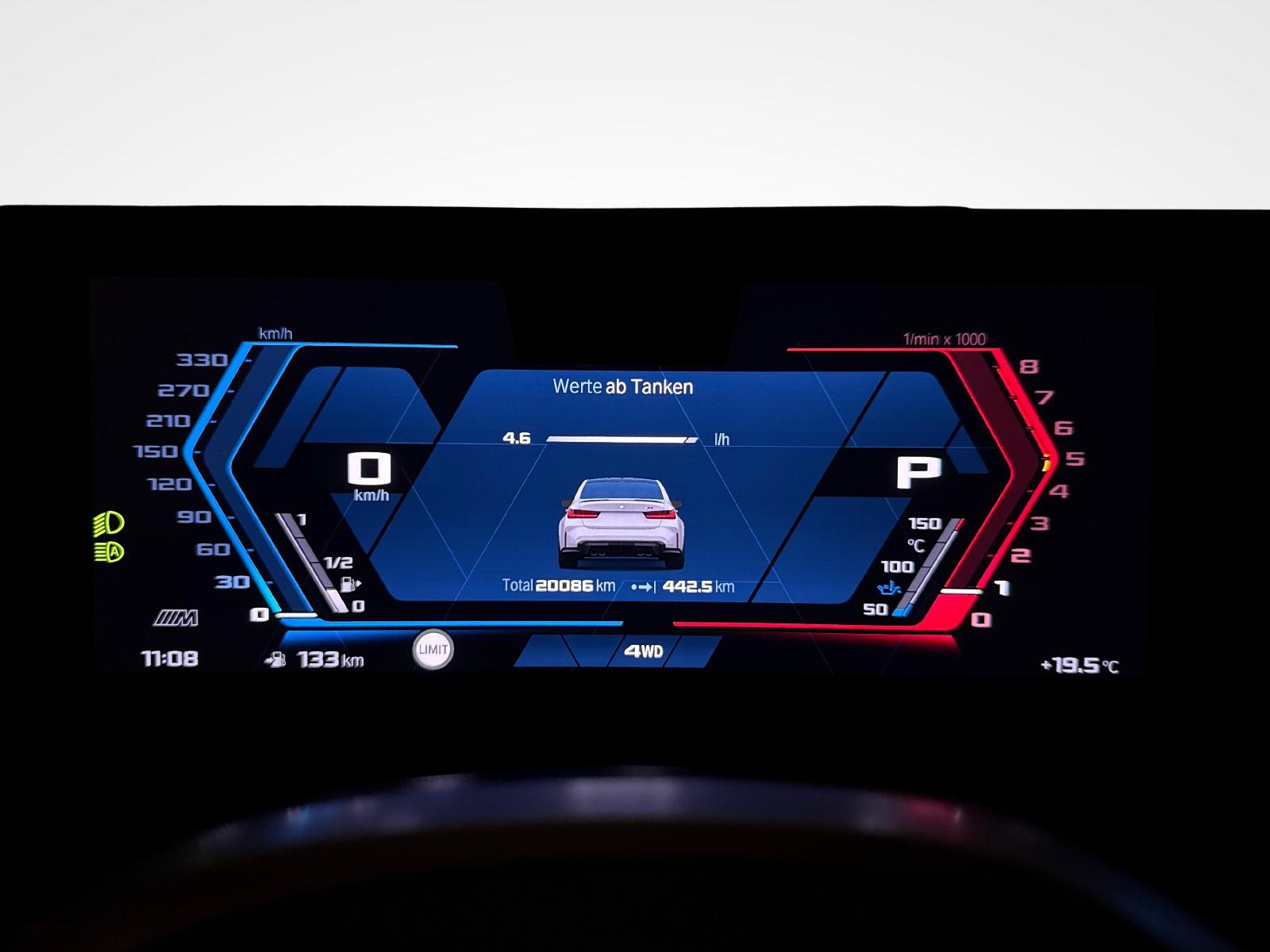 BMW M3 Competition xDrive-image-16