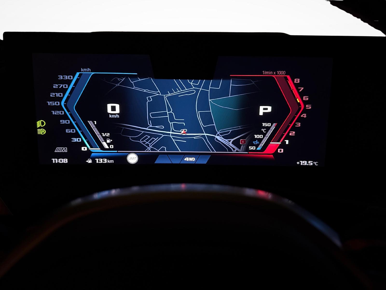 BMW M3 Competition xDrive-image-17