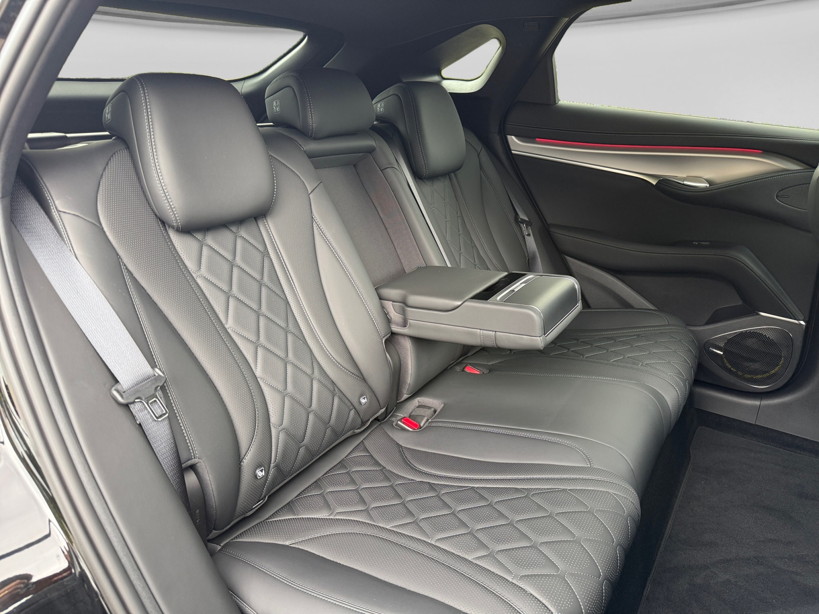 BYD Sealion 7 82,5 kWh Comfort-image-17