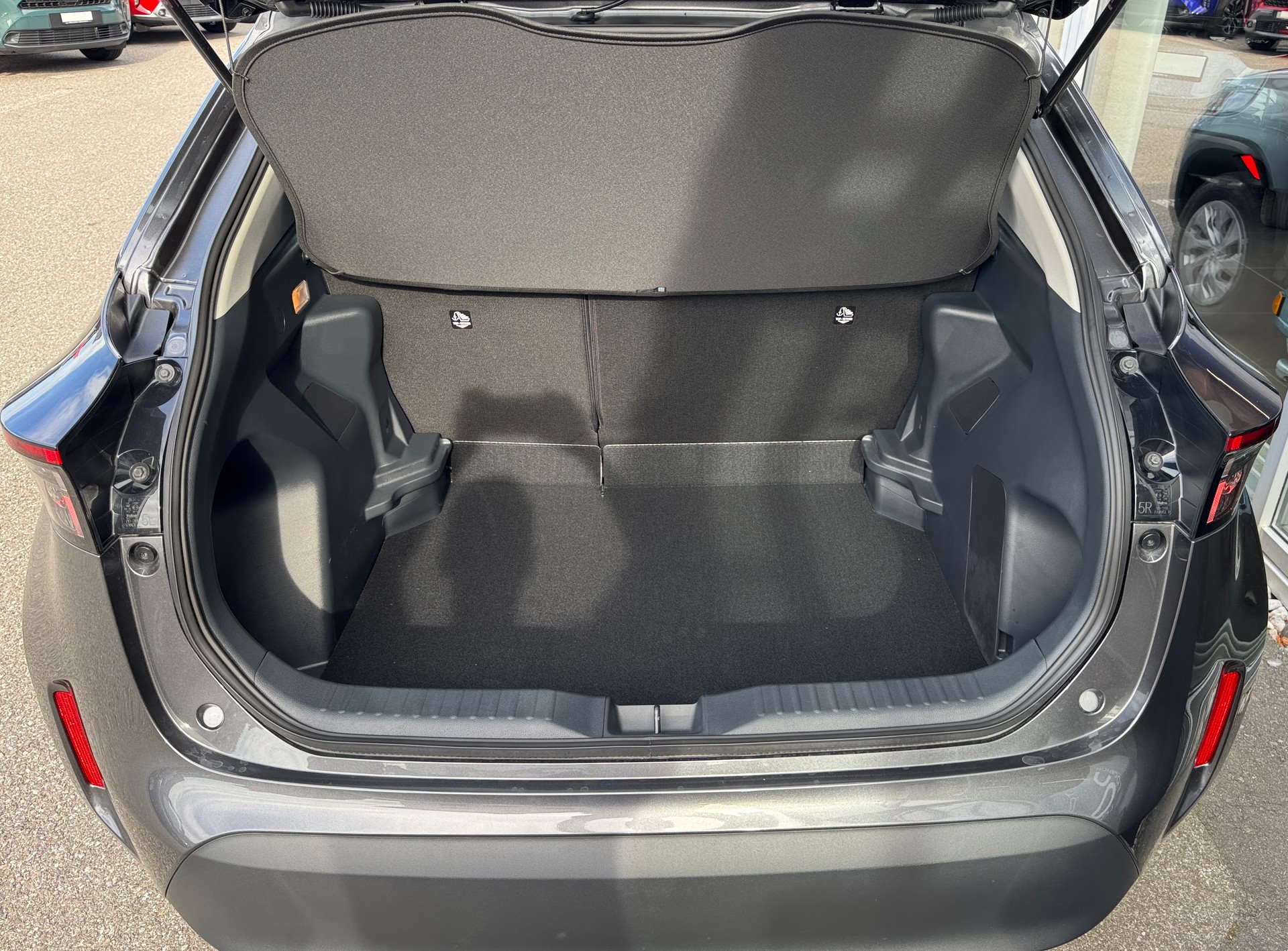 TOYOTA Yaris Cross 1.5 Comfort e-CVT-image-8