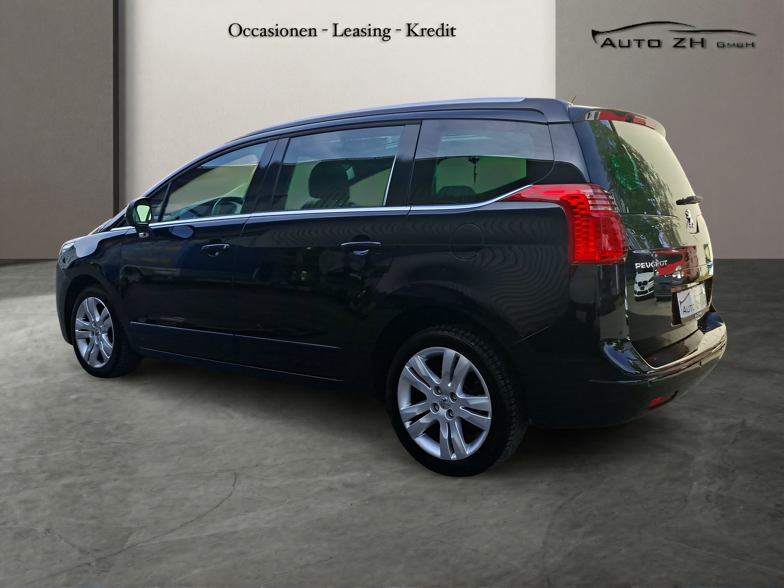 PEUGEOT 5008 1.6 16V T Sport Pack Automatic-image-5