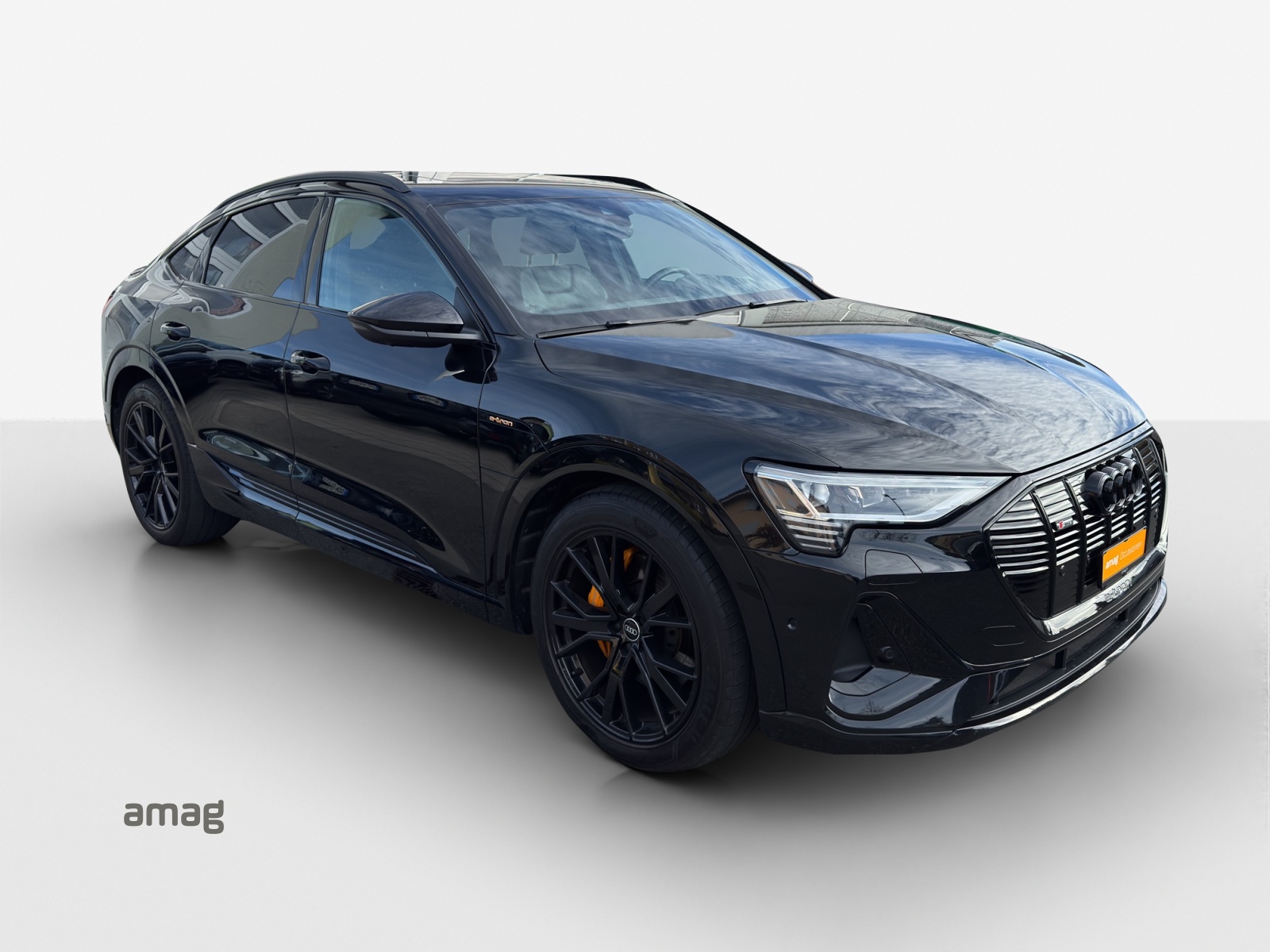 AUDI e-tron 55 Sportback S Line quattro-image-6