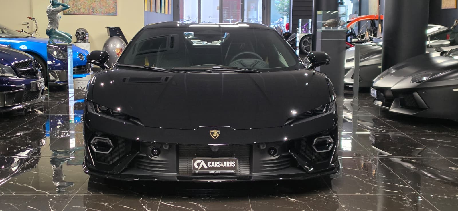 LAMBORGHINI HPEV-showroom-element-1