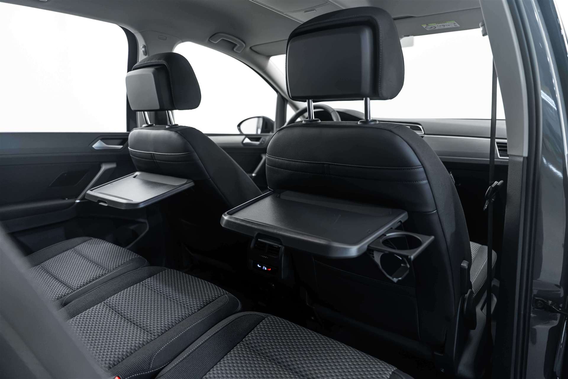 VW Touran 1.5 TSi EVO Comfortline Edition DSG-Automat 7-Plätzer-image-13