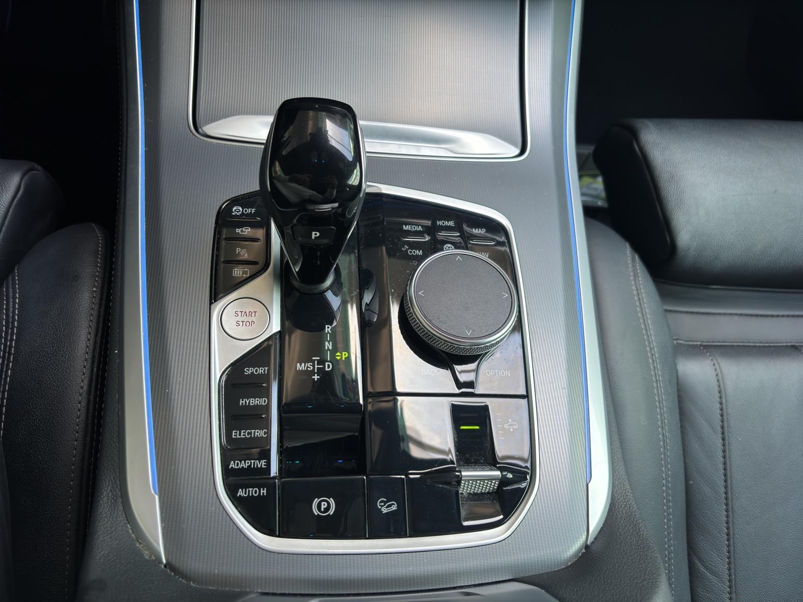 BMW X5 45e xDrive SAG-image-16