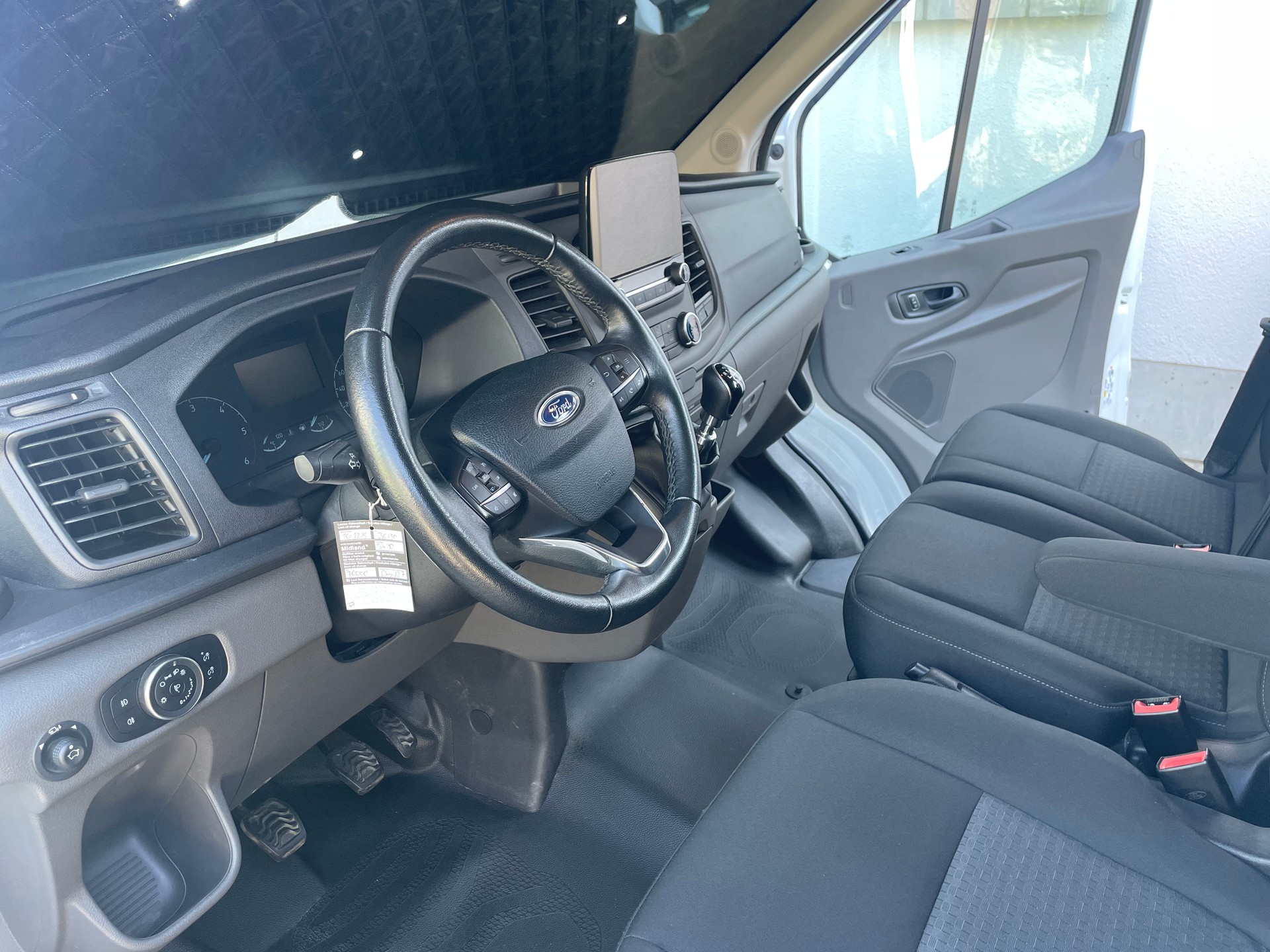 FORD Van 350 L2H2 2.0 EcoBlue 185 Trend-image-2