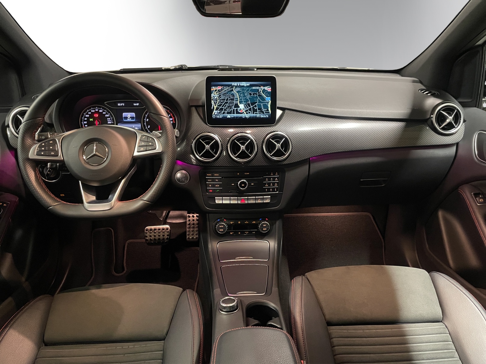 MERCEDES-BENZ B 220 AMG Line 4Matic 7G-DCT-image-11