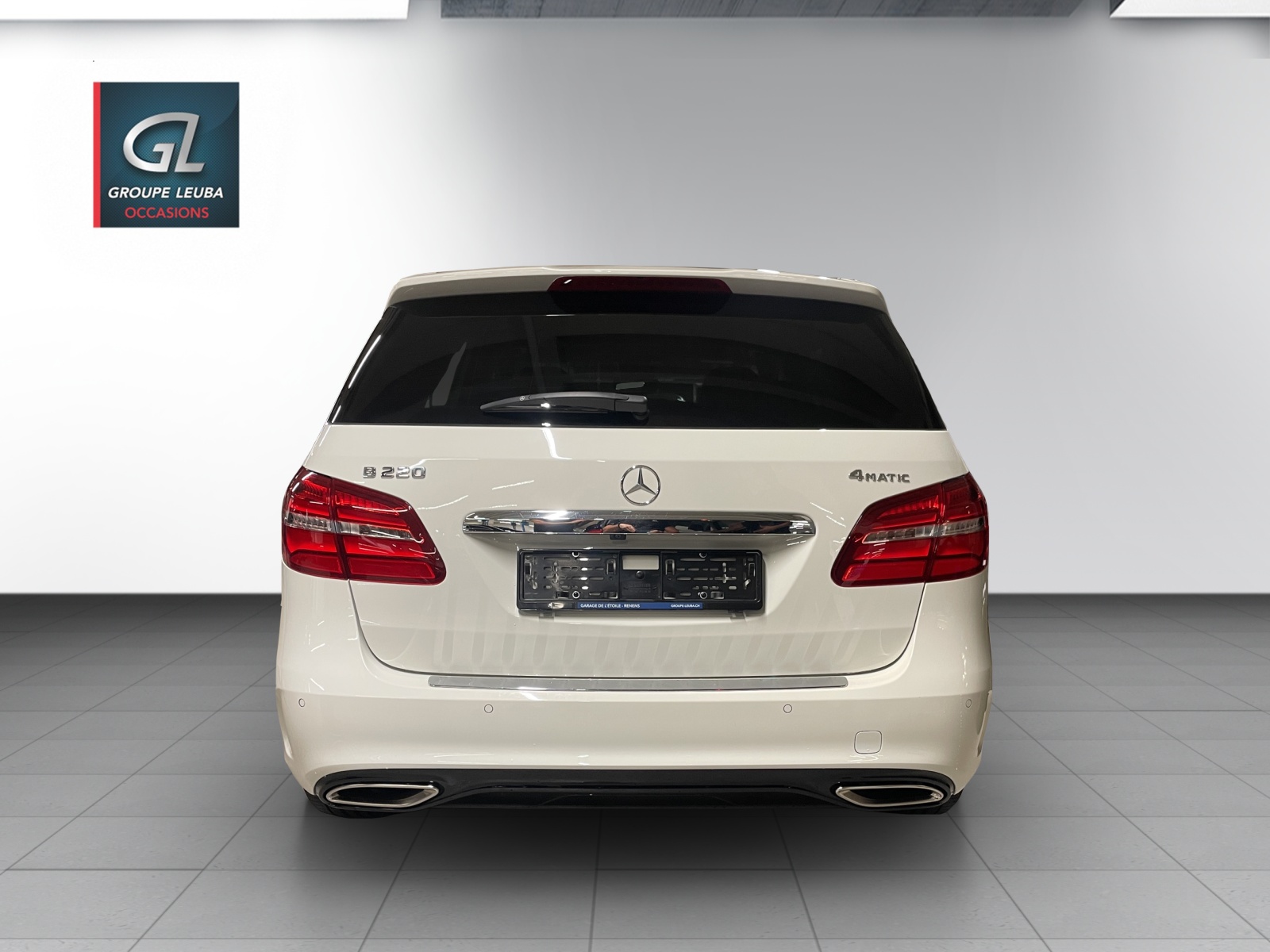 MERCEDES-BENZ B 220 AMG Line 4Matic 7G-DCT-image-4