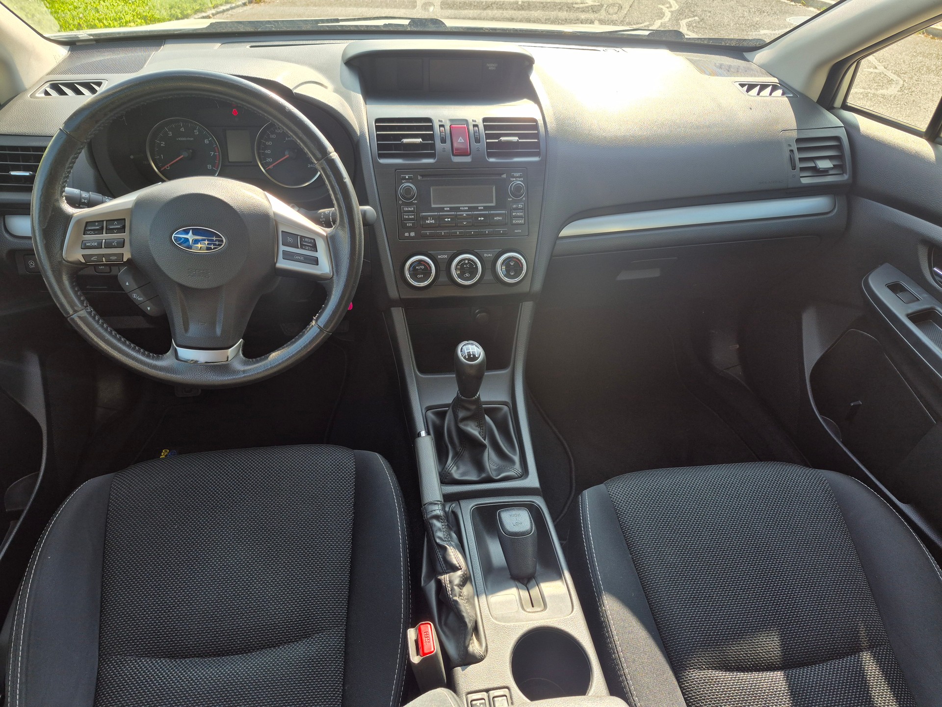 SUBARU XV 1.6 Swiss Two-image-9