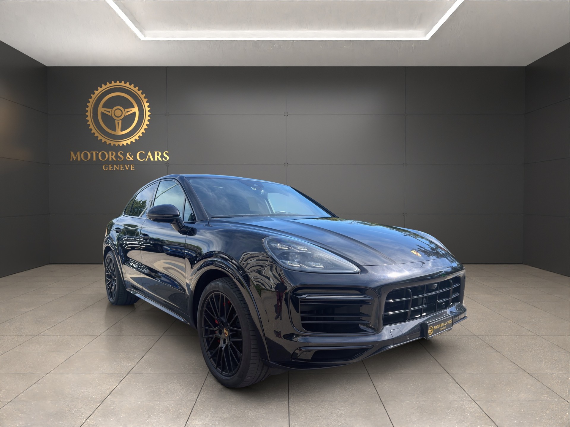 PORSCHE Cayenne GTS Coupé-image-1