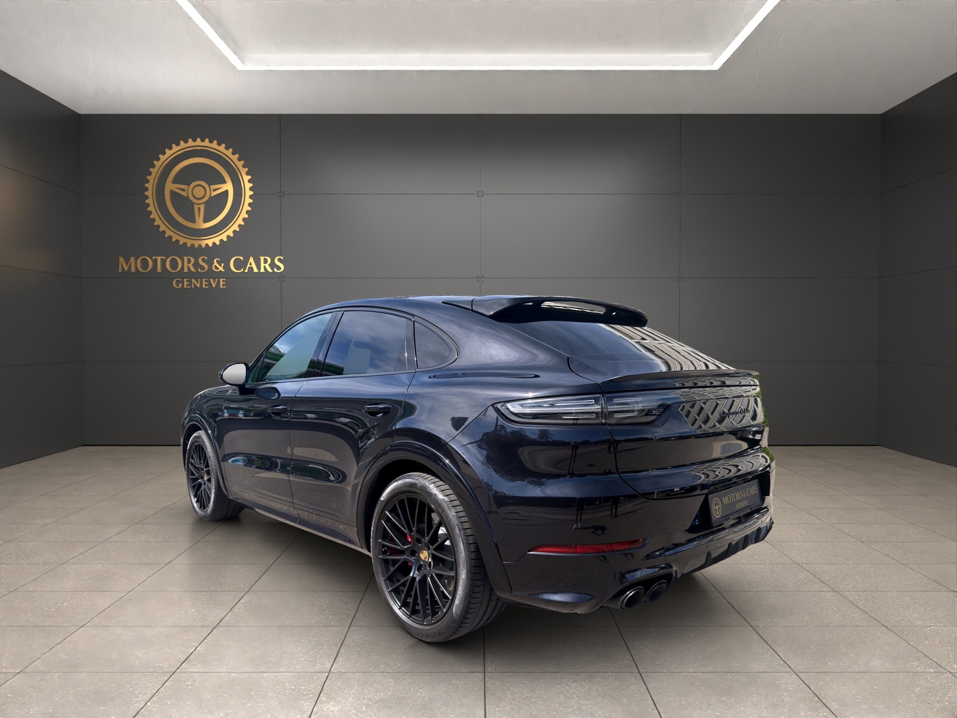 PORSCHE Cayenne GTS Coupé-image-4