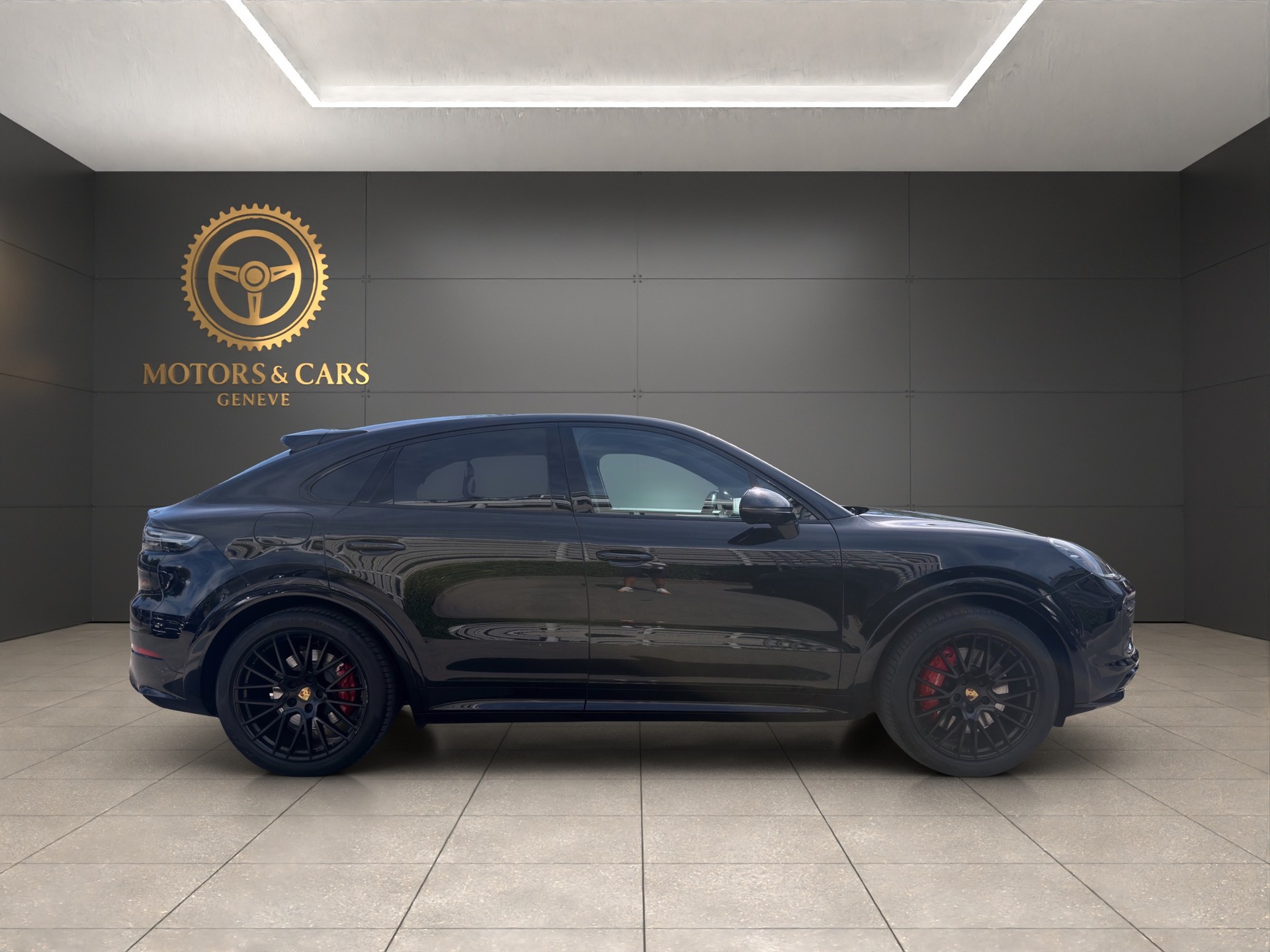 PORSCHE Cayenne GTS Coupé-image-3