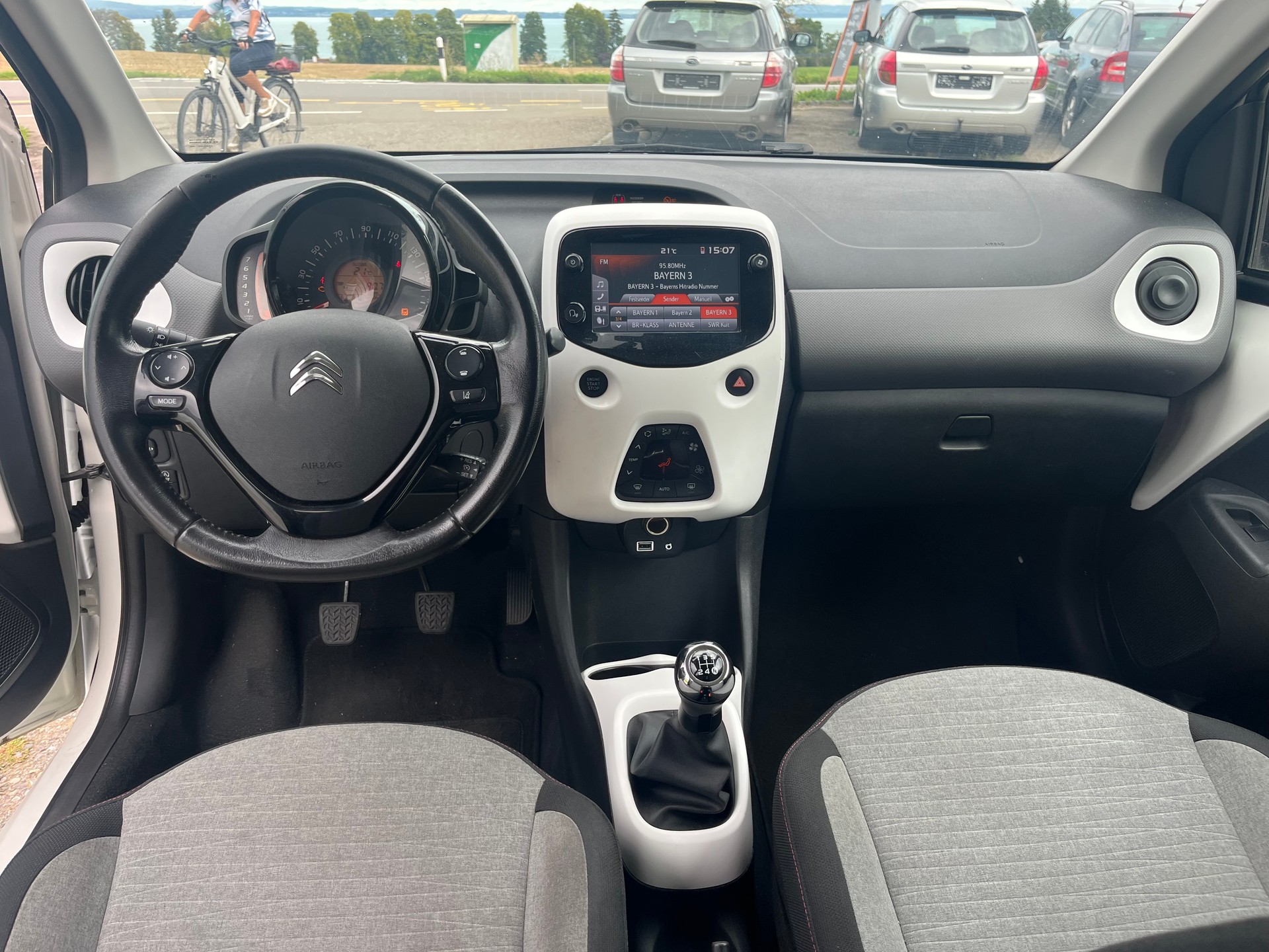 CITROEN C1 1.0 VTi Feel Stop&Start-image-9