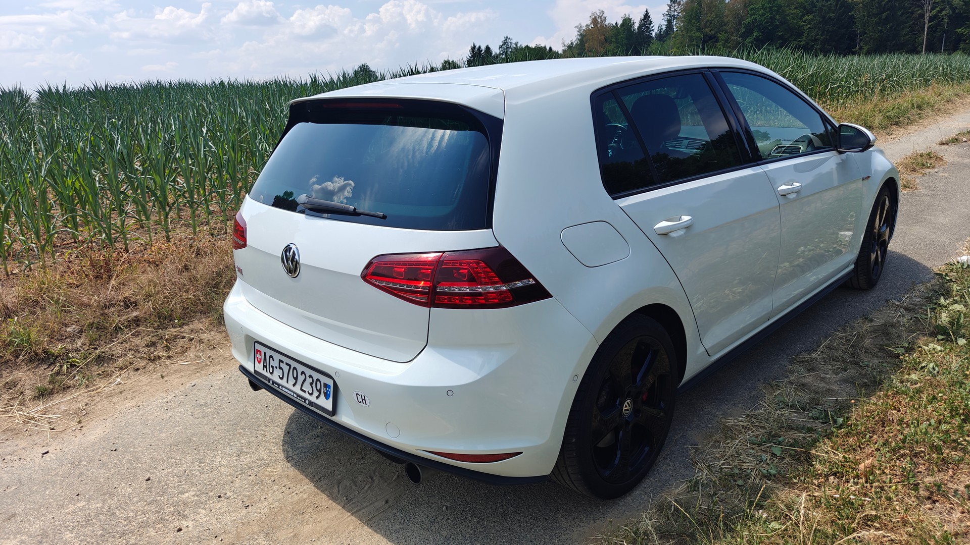 VW 2.0 TSI GTI Performance DSG-image-4