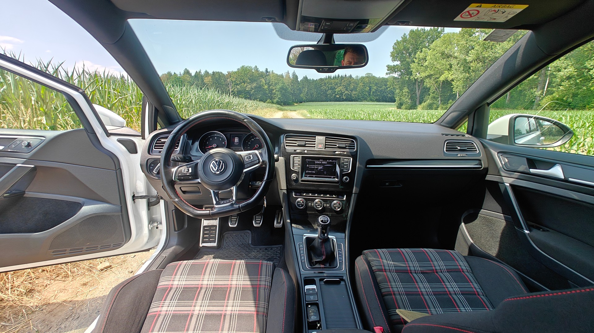 VW 2.0 TSI GTI Performance DSG-image-5
