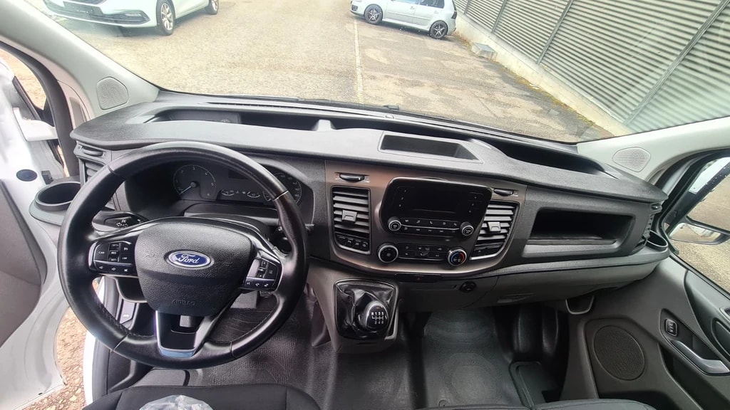 FORD Transit Custom Van 320 L2H1 Trend ** 130 PS ** L2 H1 ** 3-Plätzer ** PDC V+H ** Anh-Kupplung, 2800kg ** Tempomat **-image-12