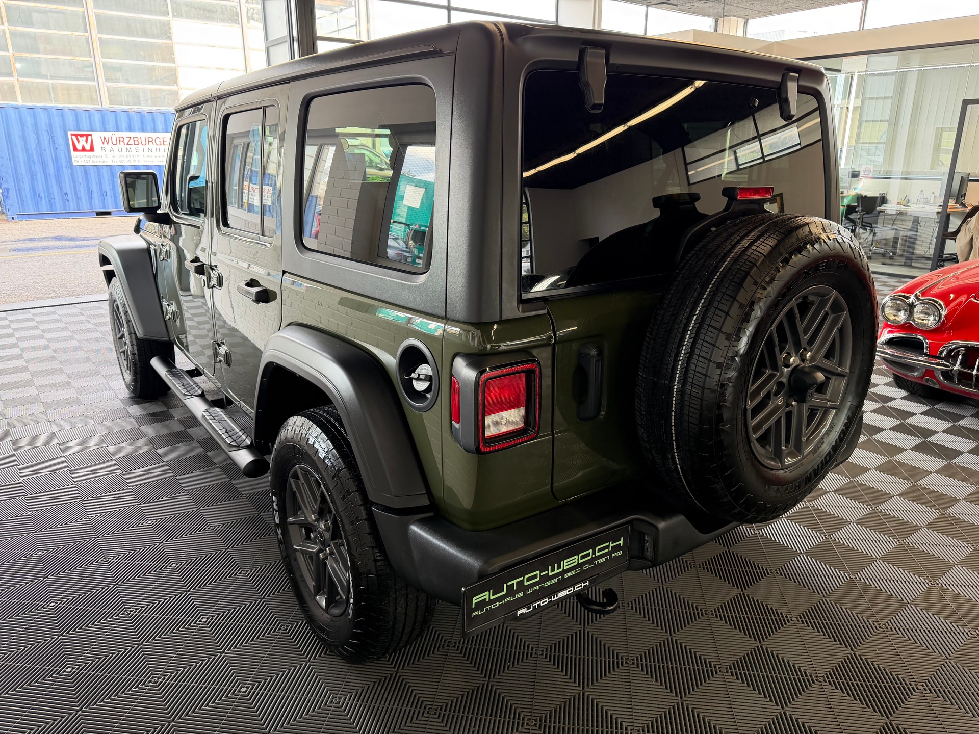 JEEP Wrangler 2.0 Unlimited Rubicon Automatic-image-4