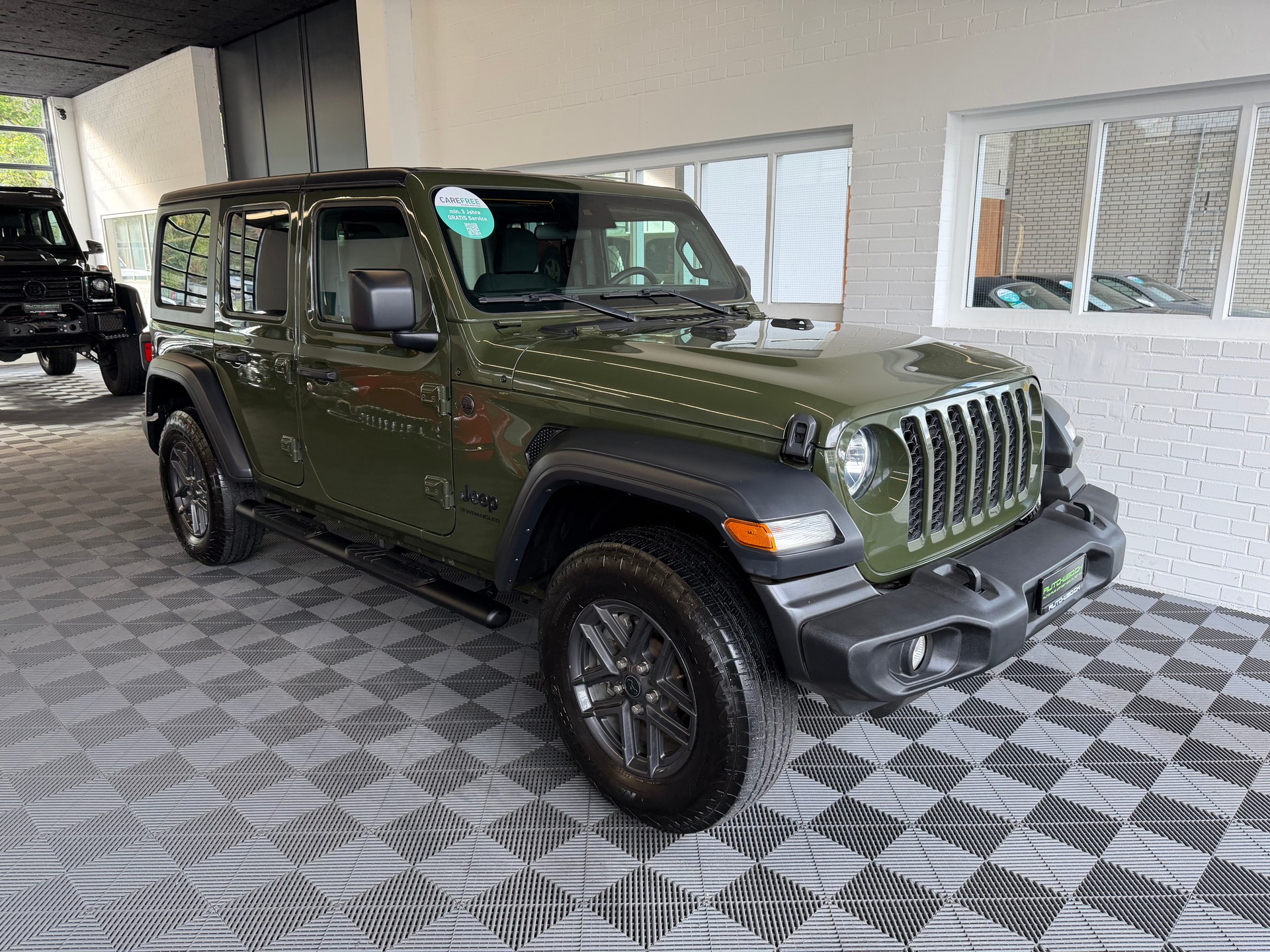 JEEP Wrangler 2.0 Unlimited Rubicon Automatic-image-0