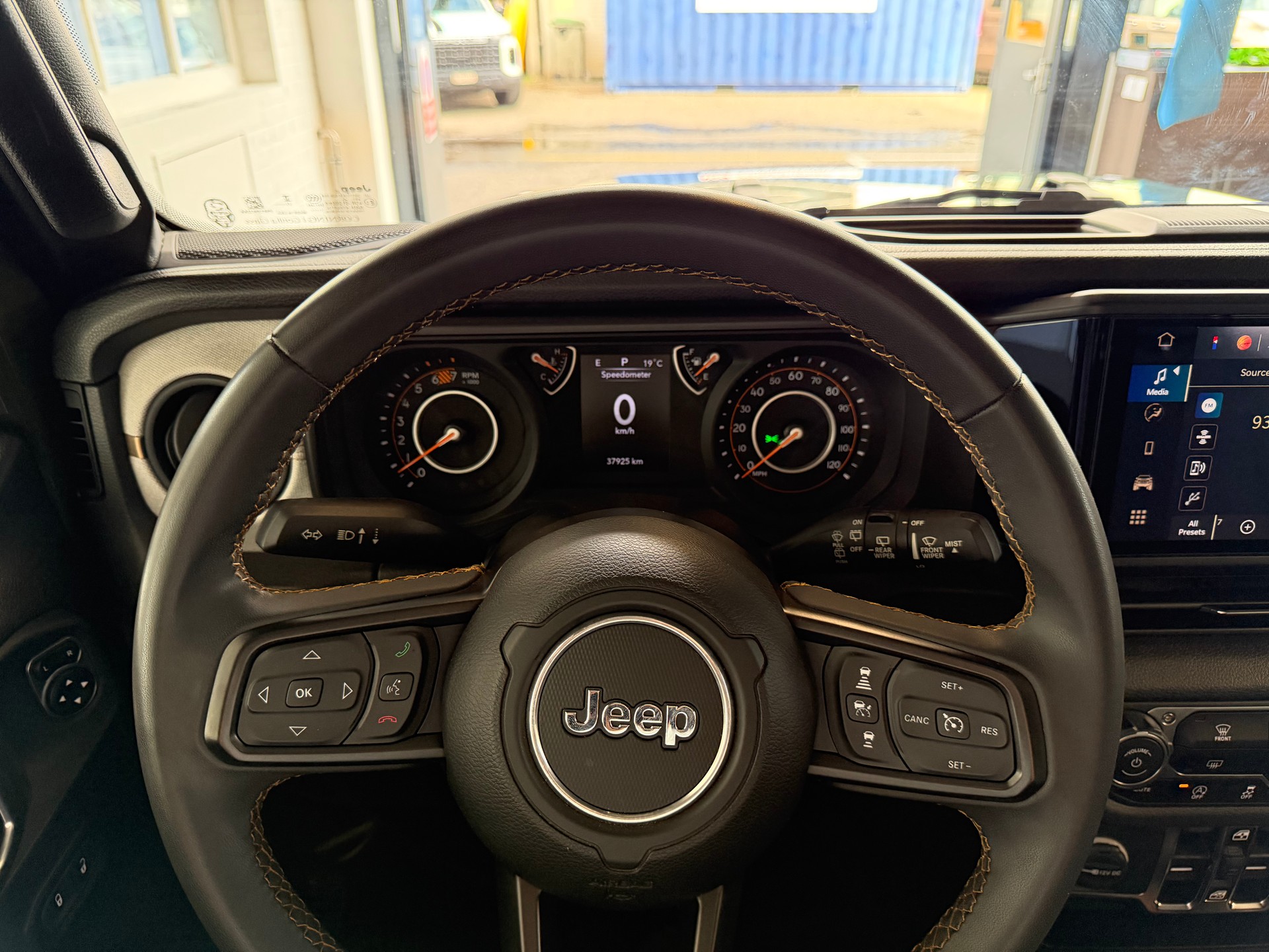 JEEP Wrangler 2.0 Unlimited Rubicon Automatic-image-12