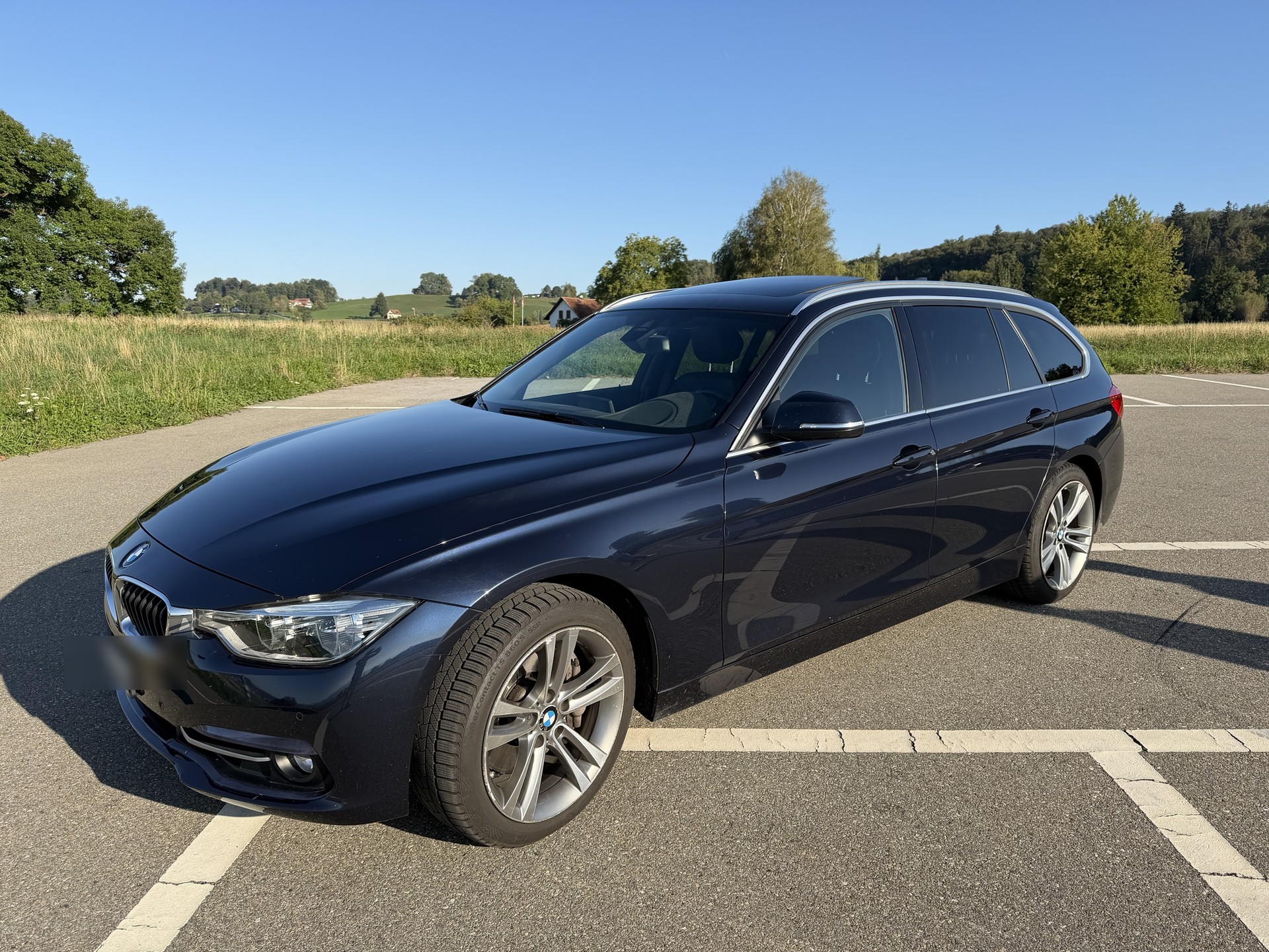 BMW 340i Touring xDrive-image-0