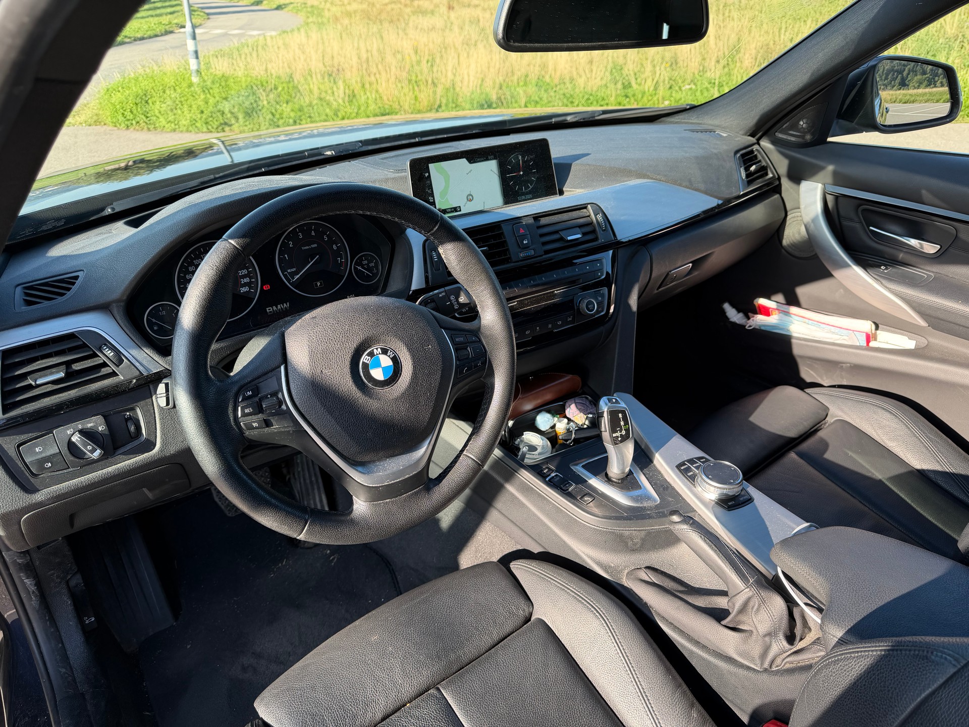 BMW 340i Touring xDrive-image-4