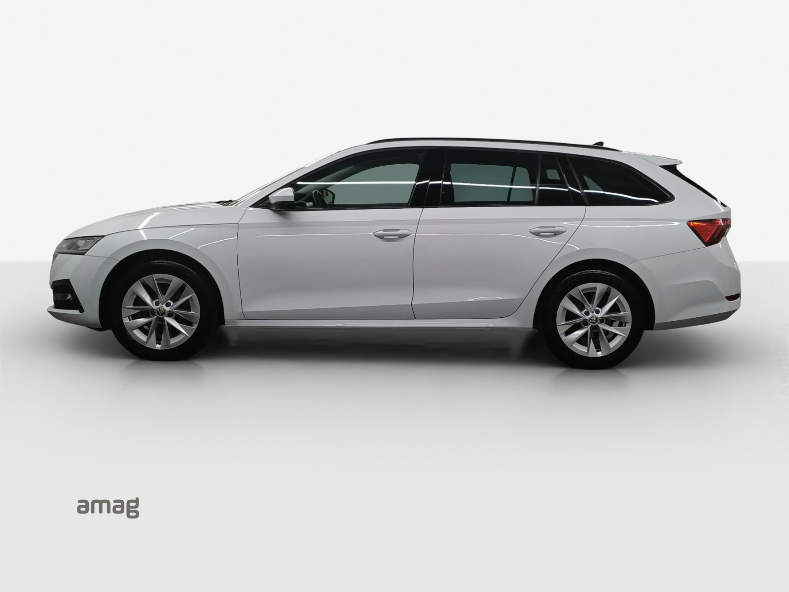 SKODA Octavia Combi 2.0 TSI Ambition DSG 4x4-image-1