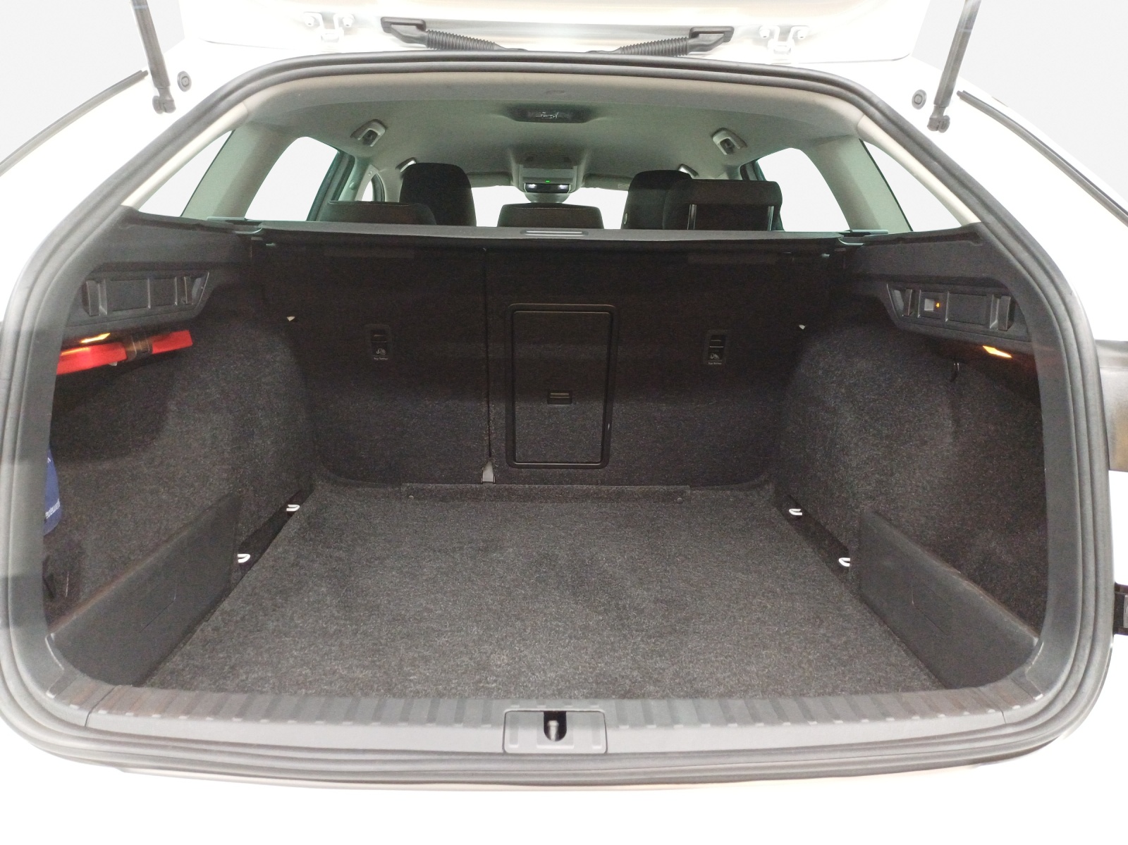SKODA Octavia Combi 2.0 TSI Ambition DSG 4x4-image-12