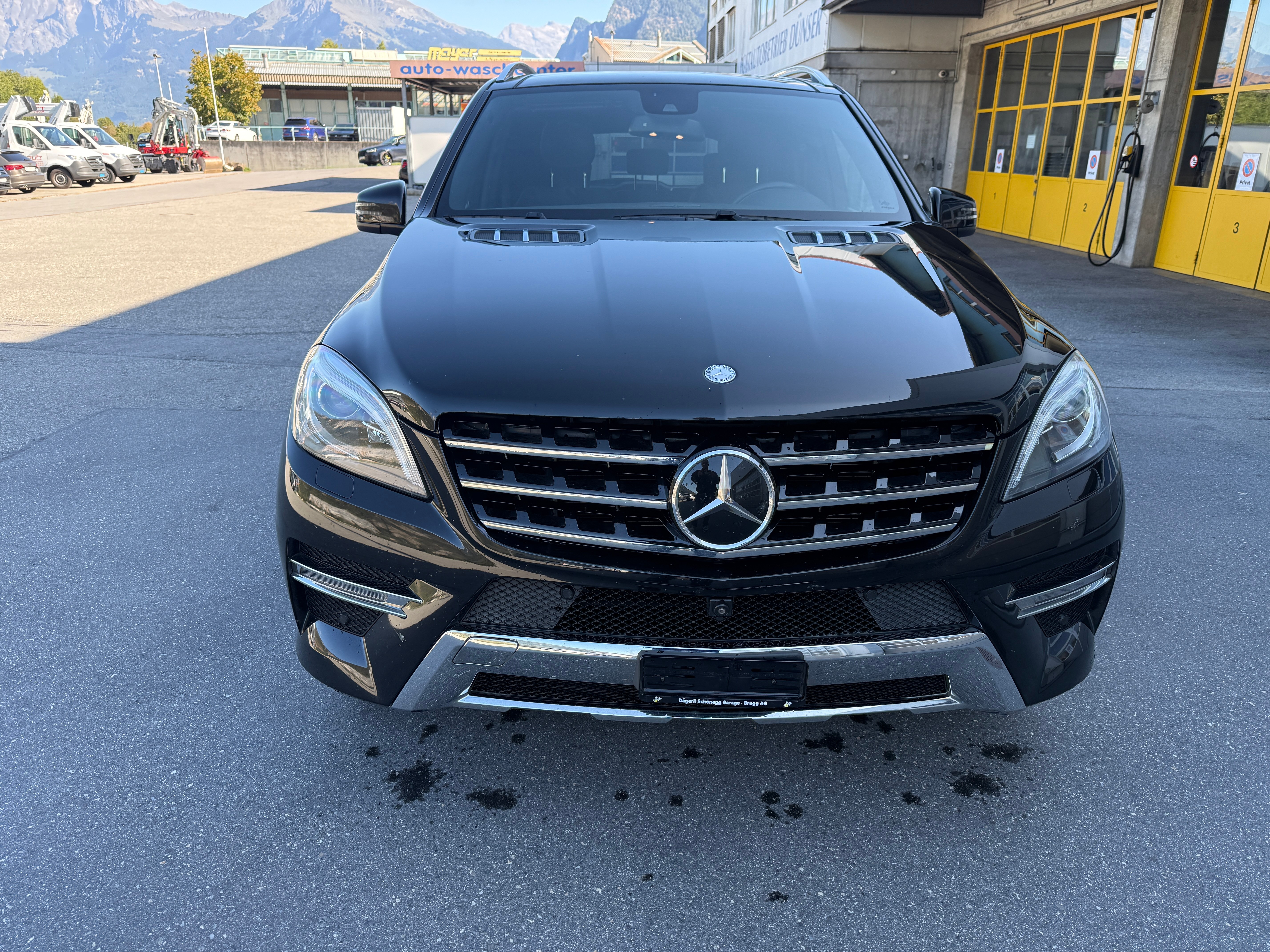Car photo