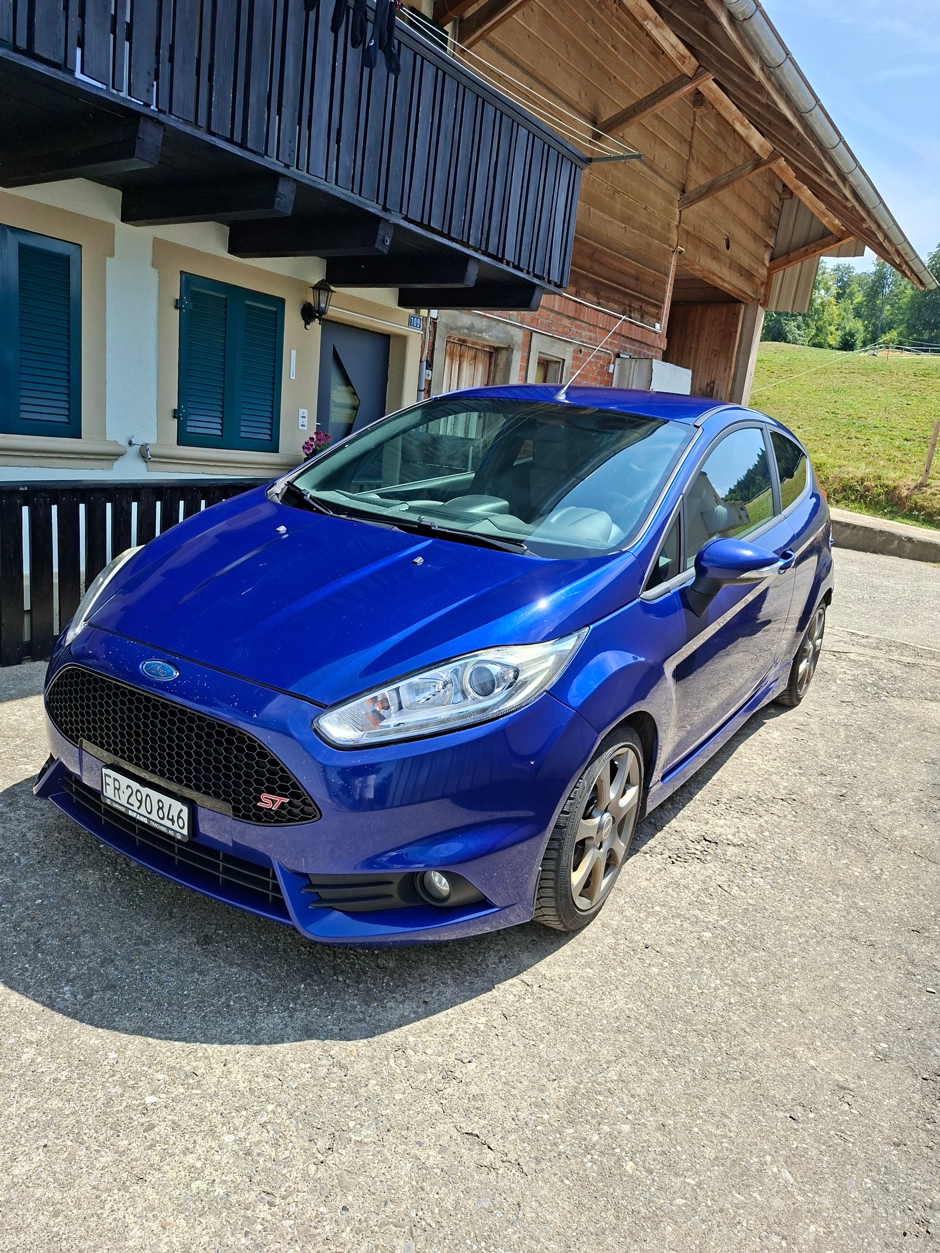 FORD 1.6 EcoB ST-2