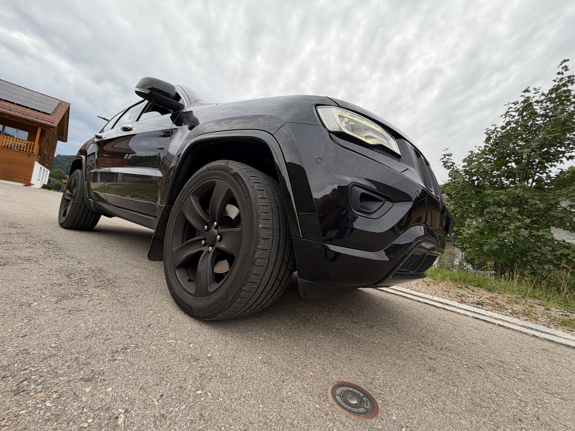 JEEP Grand Cherokee 3.0 CRD Overland Automatic-image-2